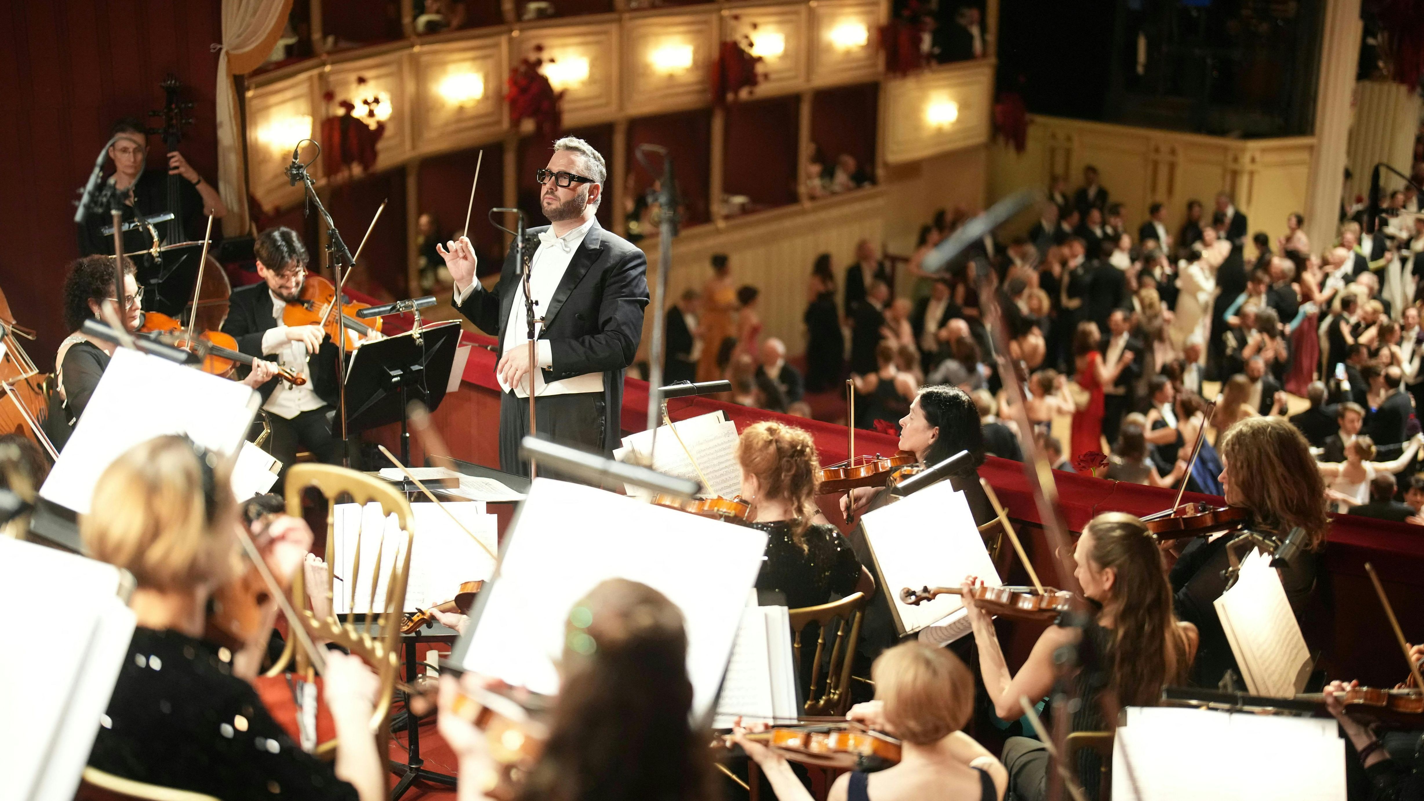 AUSTRIA-CULTURE-MUSIC-OPERA BALL
