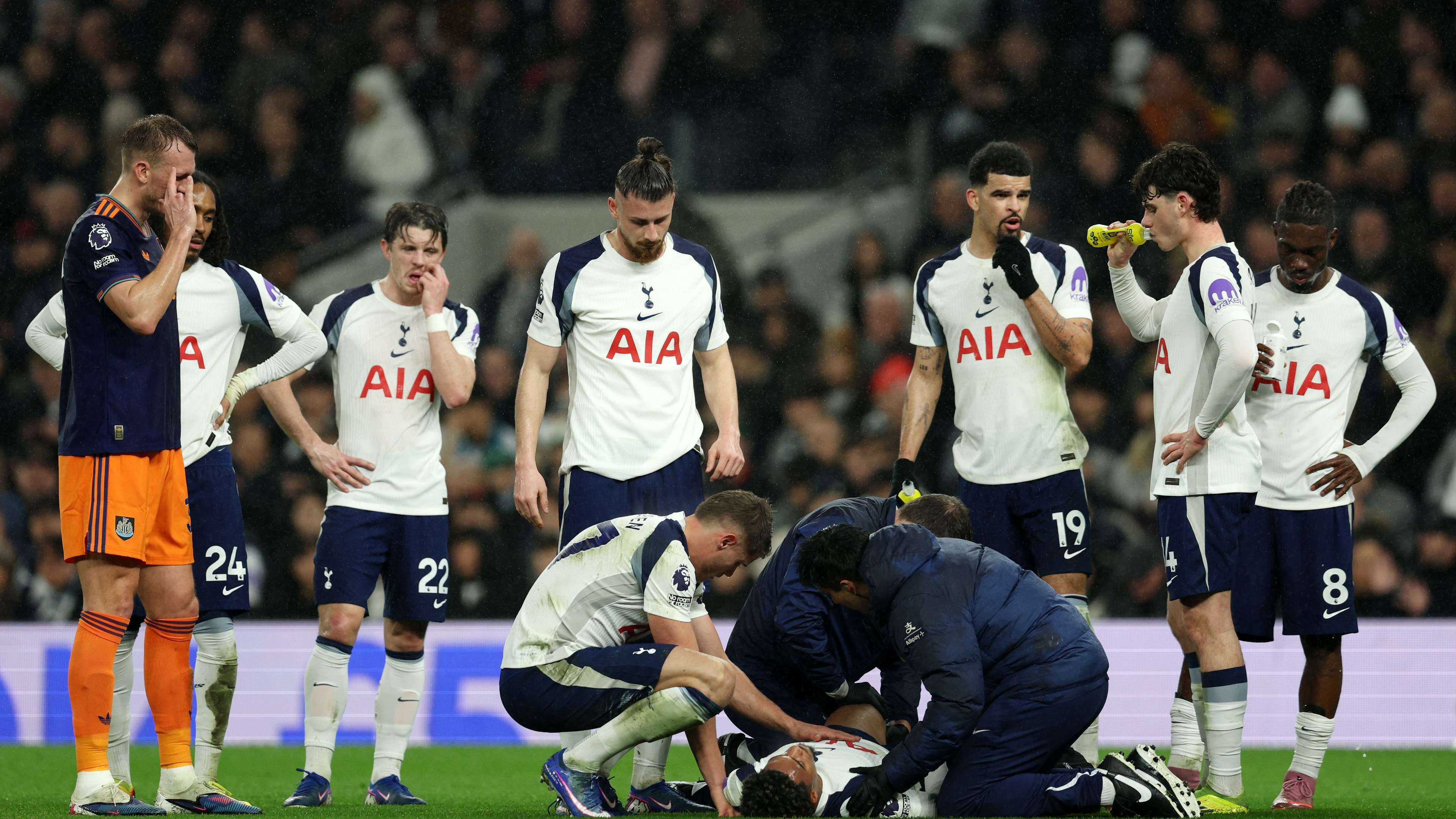 Tottenham Hotspur v Newcastle United - Premier League