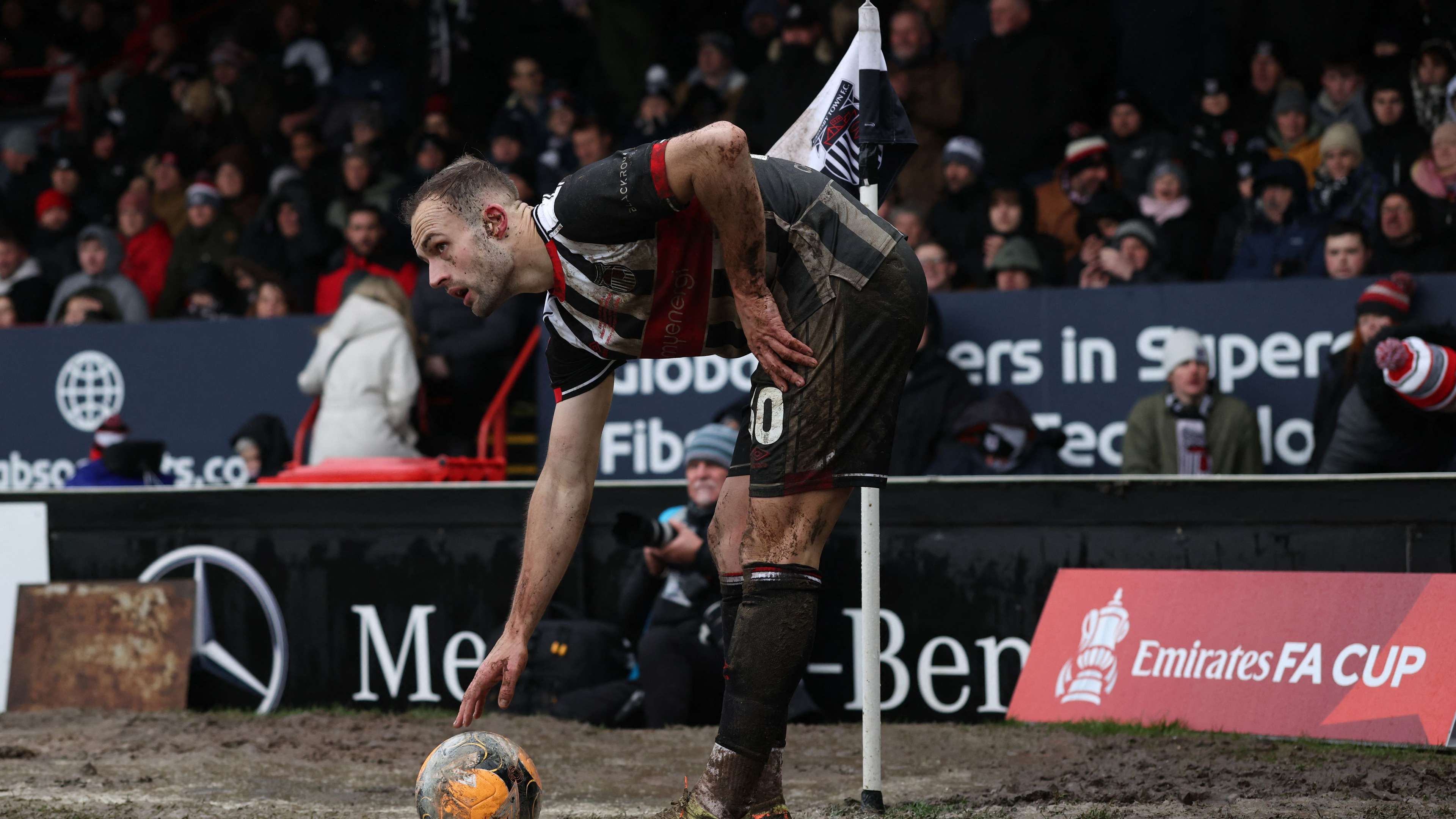 FBL-ENG-FACUP-GRIMSBY-WOLVES