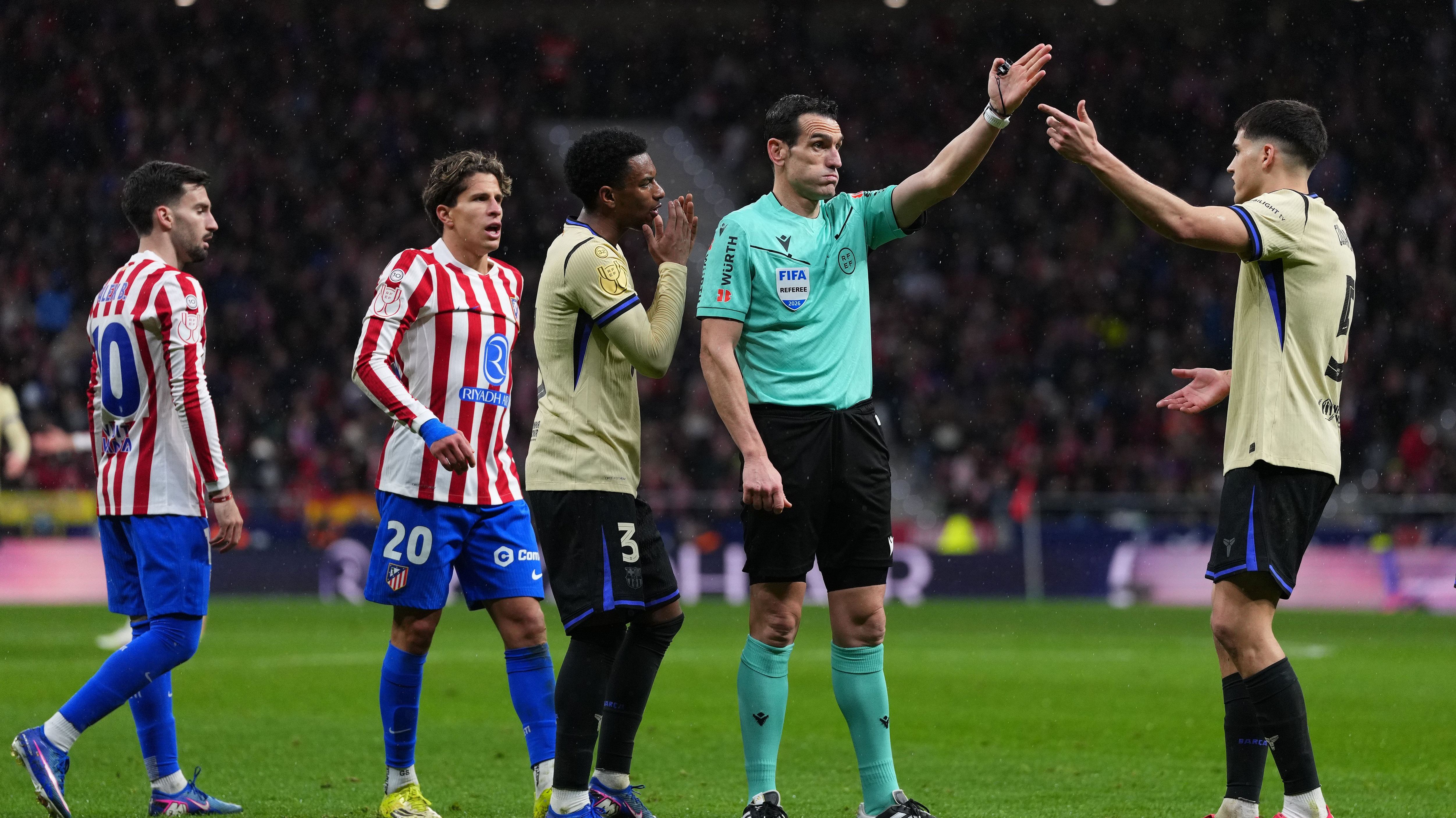 Atletico de Madrid v FC Barcelona - Copa Del Rey