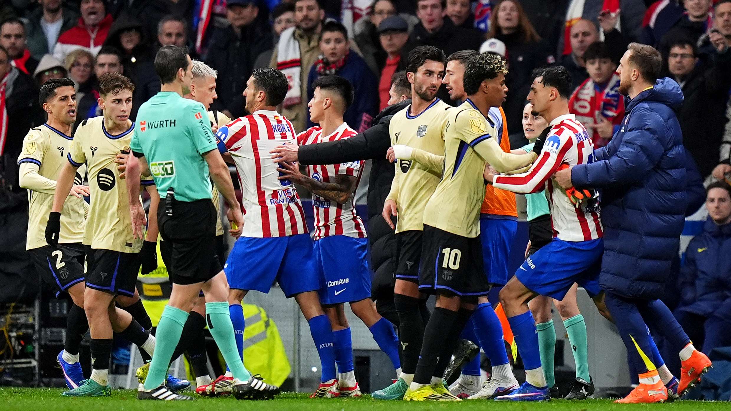 Atletico de Madrid v FC Barcelona - Copa Del Rey