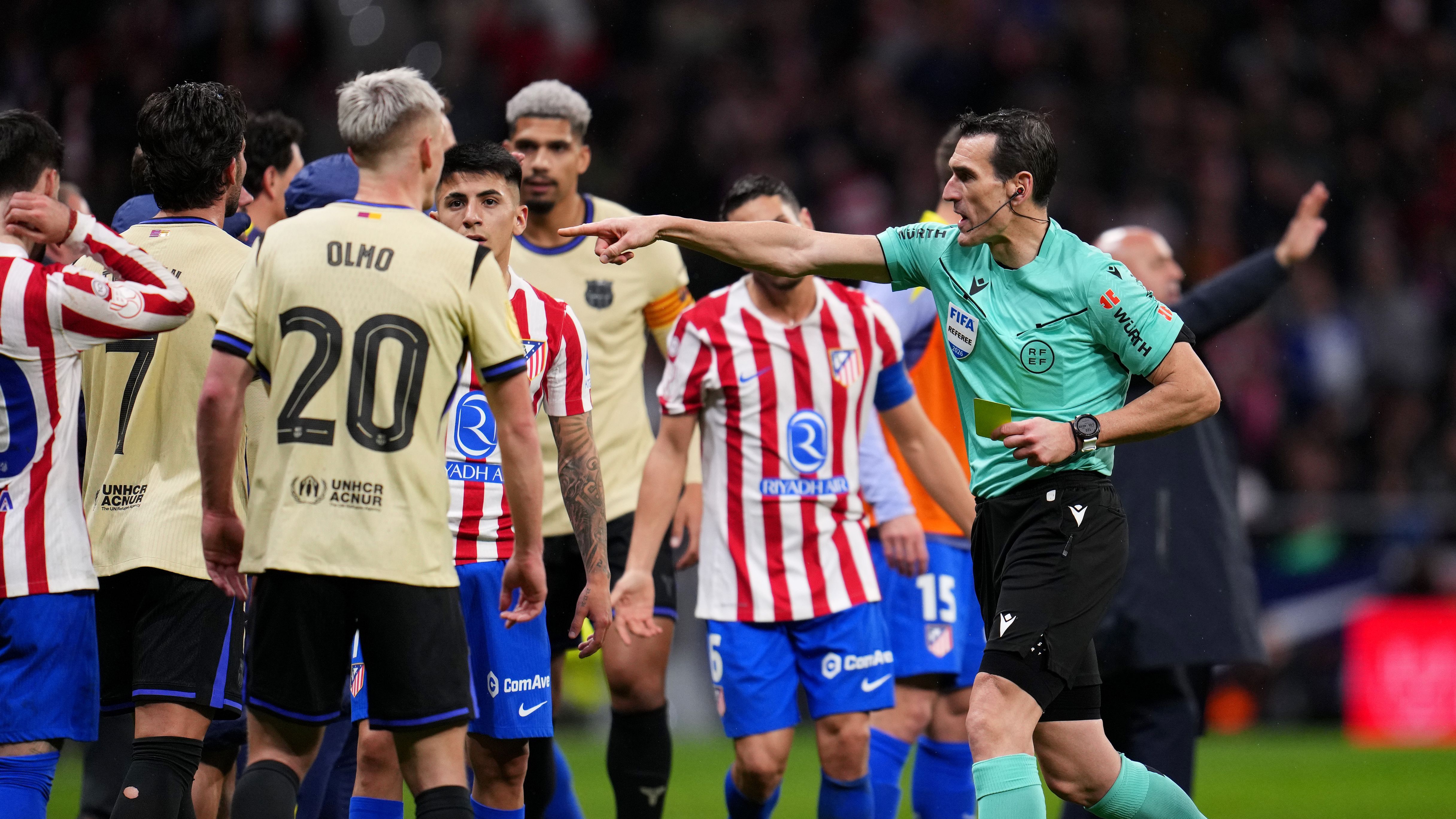 Atletico de Madrid v FC Barcelona - Copa Del Rey
