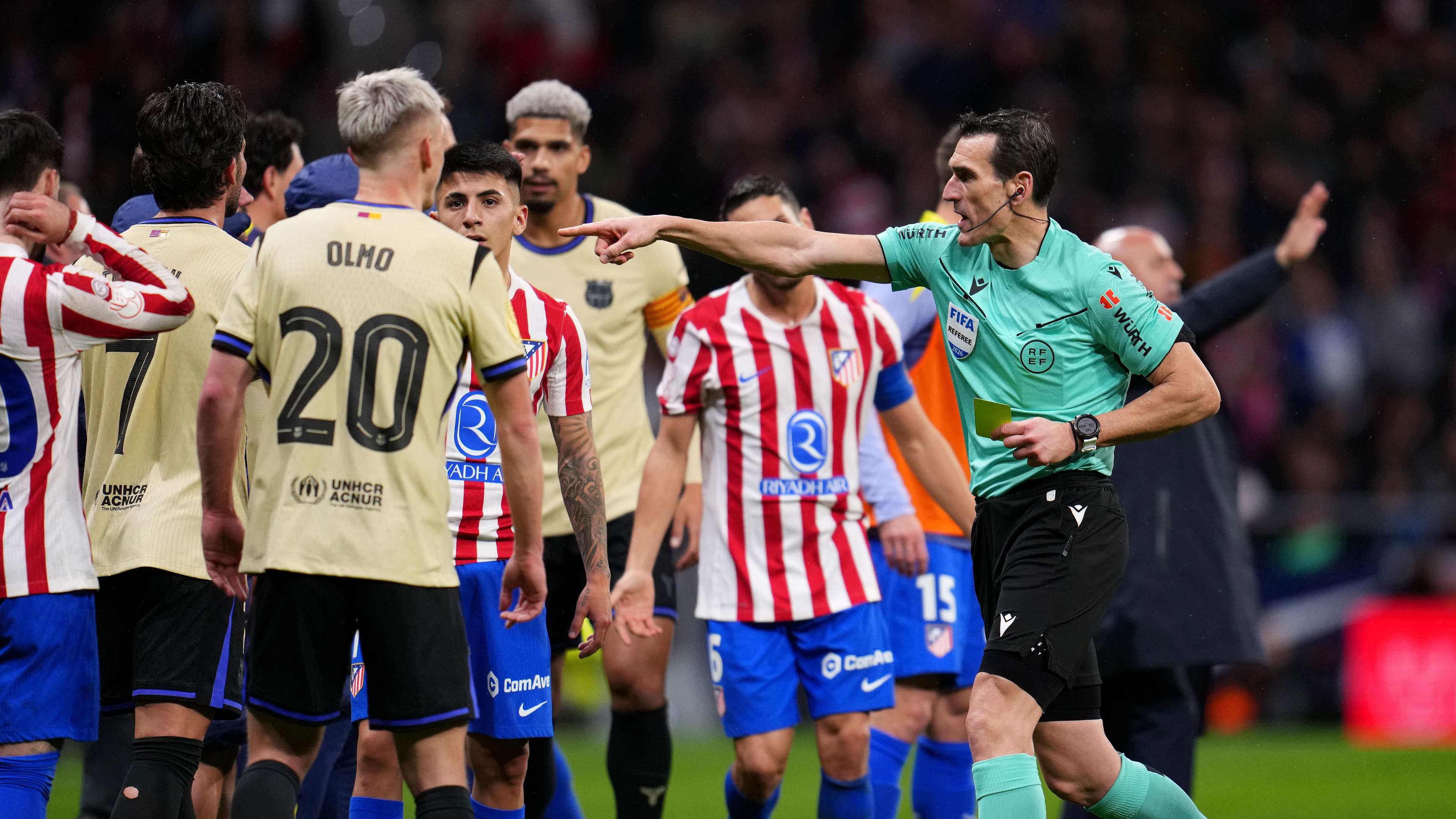 Atletico de Madrid v FC Barcelona - Copa Del Rey