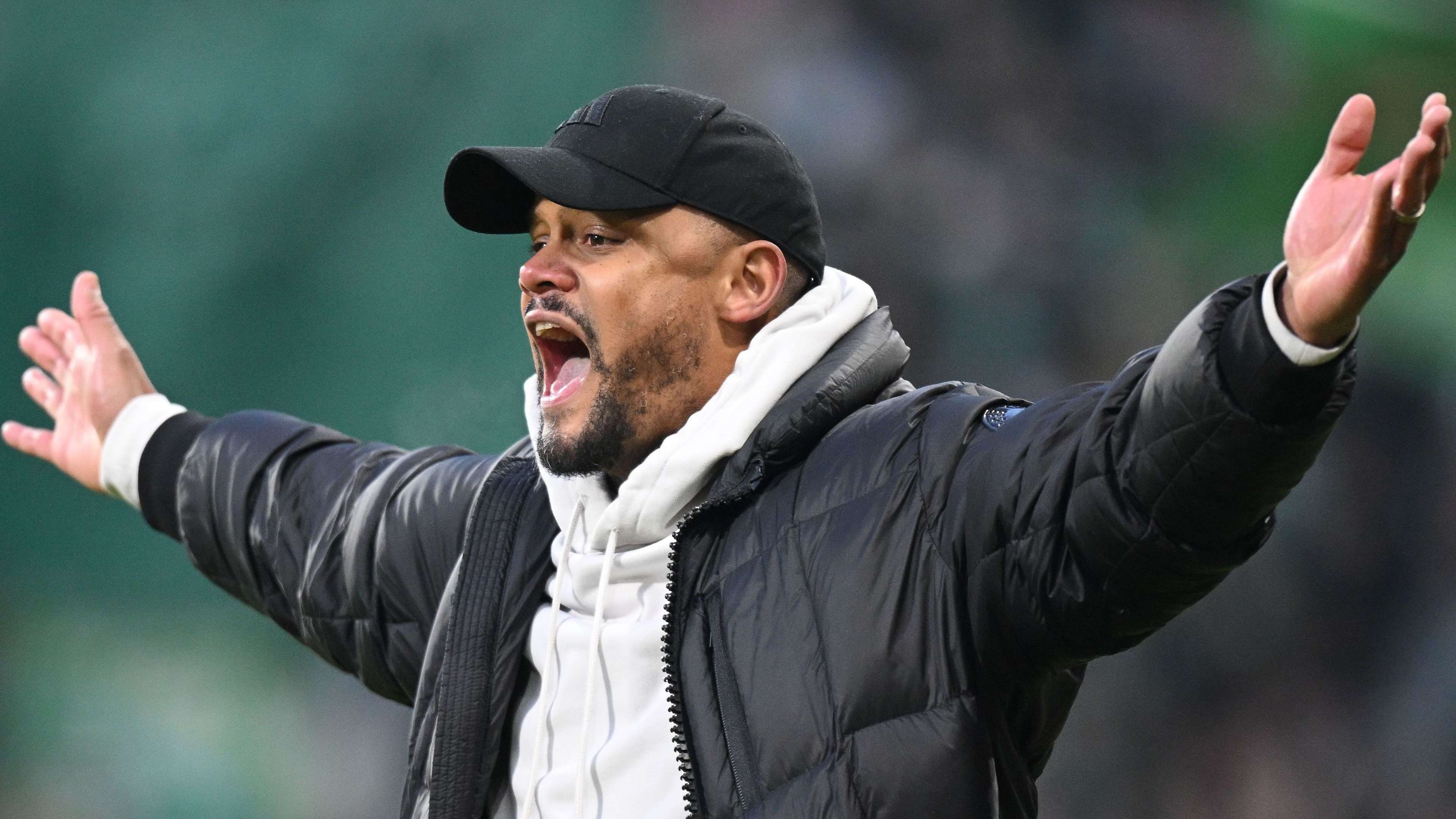 SV Werder Bremen v FC Bayern München - Bundesliga