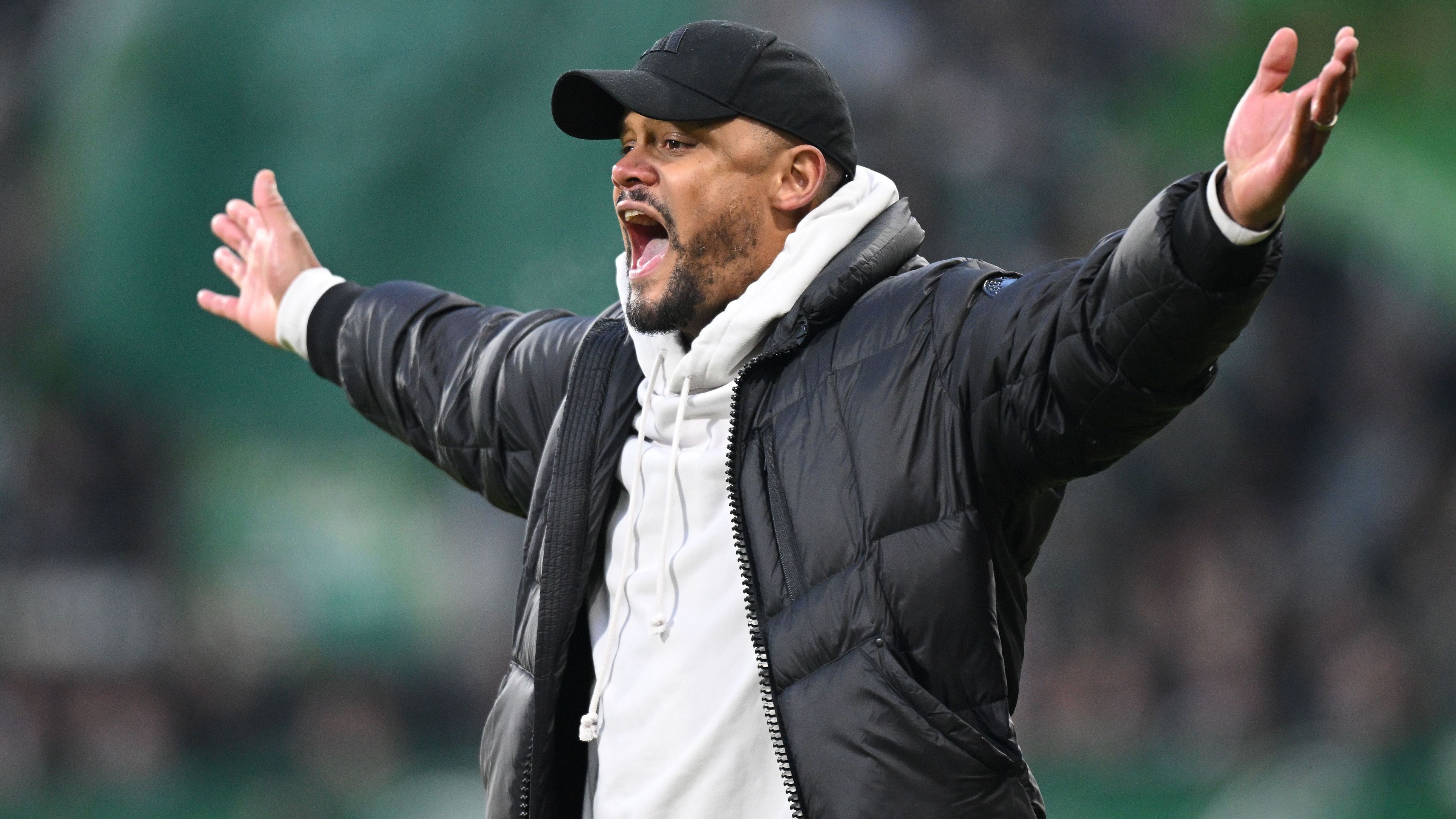 SV Werder Bremen v FC Bayern München - Bundesliga