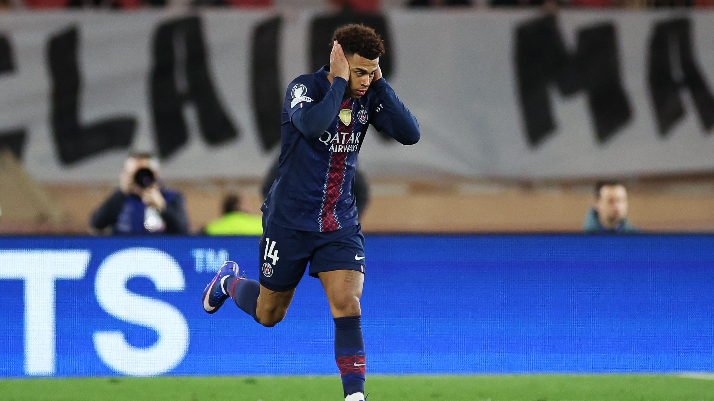 TOPSHOT-FBL-EUR-C1-MONACO-PSG