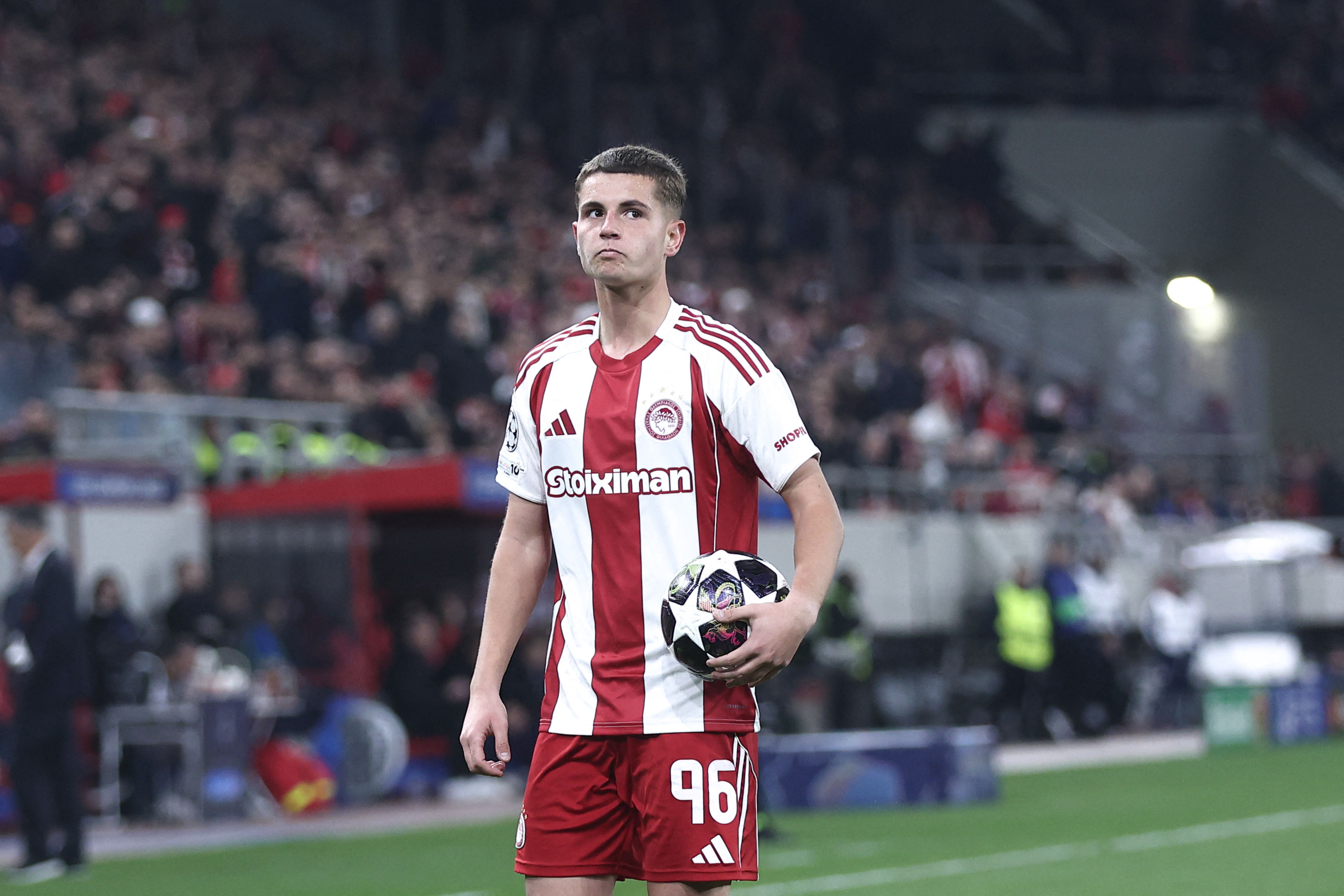 FBL-EUR-C1-OLYMPIACOS-LEVERKUSEN