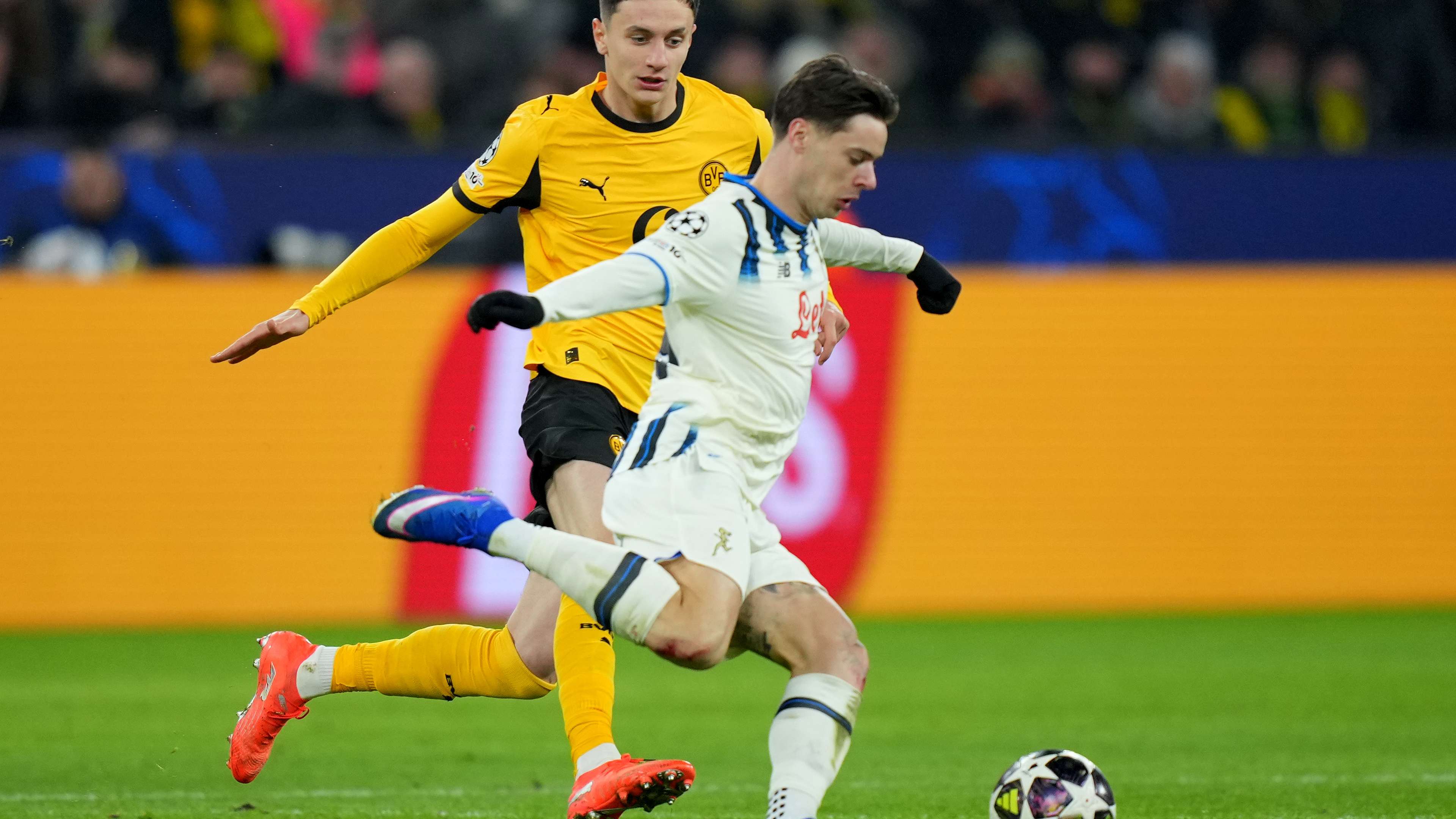 Borussia Dortmund v Atalanta BC - UEFA Champions League 2025/26 League Knockout Play-off First Leg