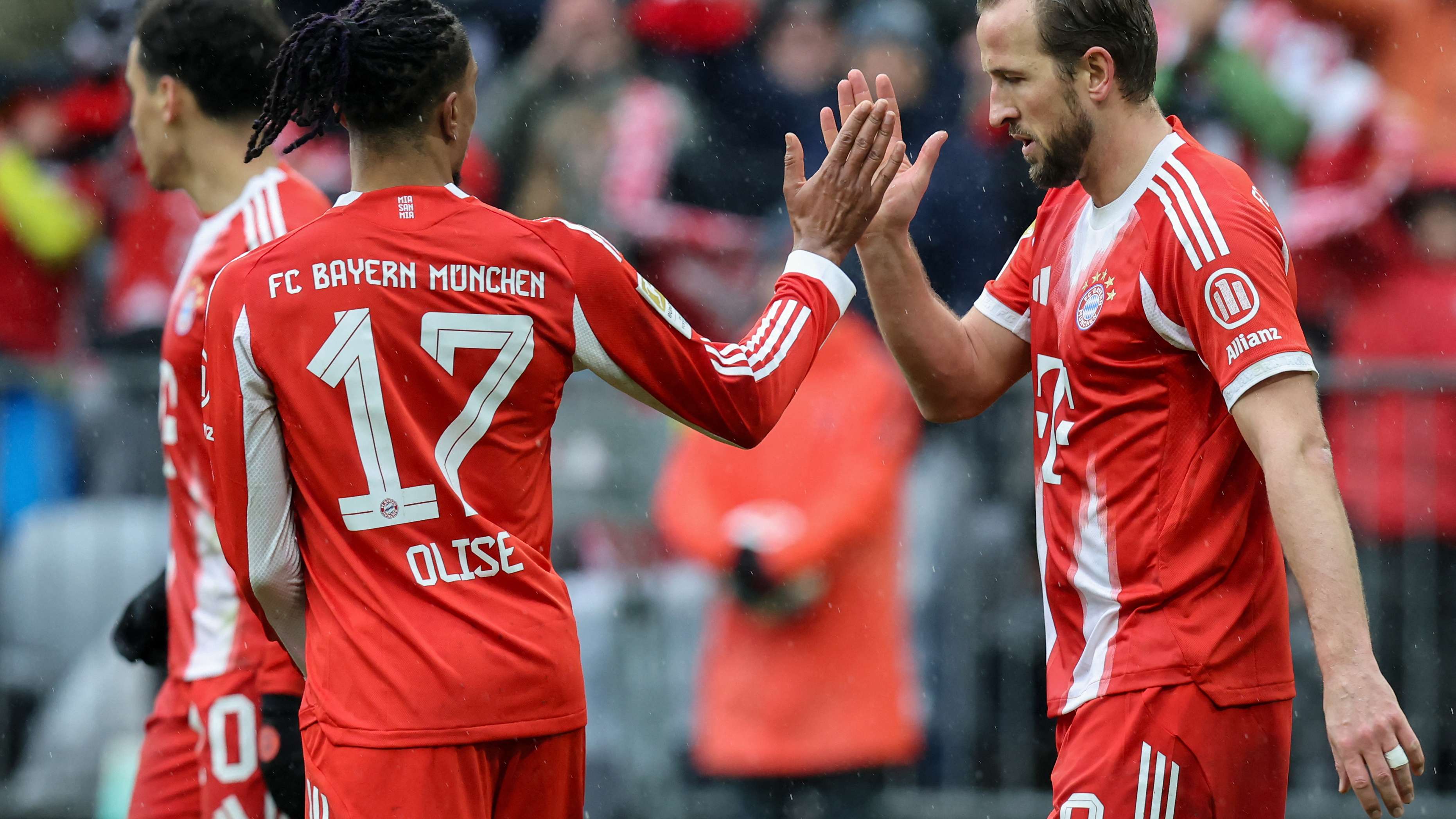 FBL-GER-BUNDESLIGA-BAYERN MUNICH-FRANKFURT