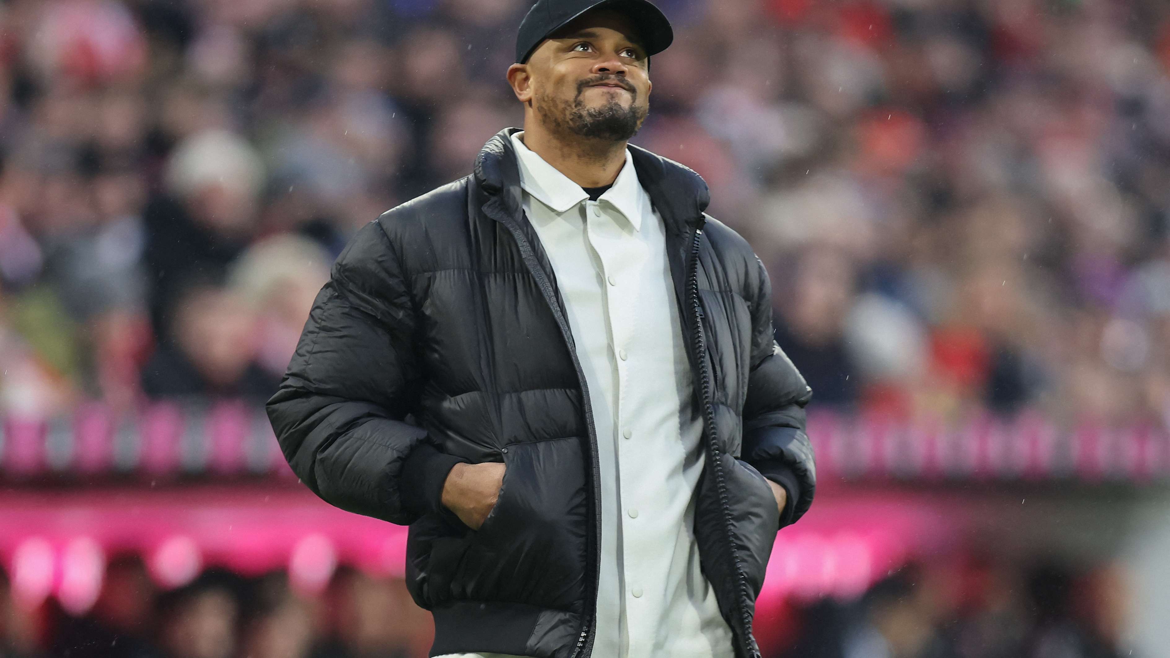 FBL-GER-BUNDESLIGA-BAYERN MUNICH-FRANKFURT