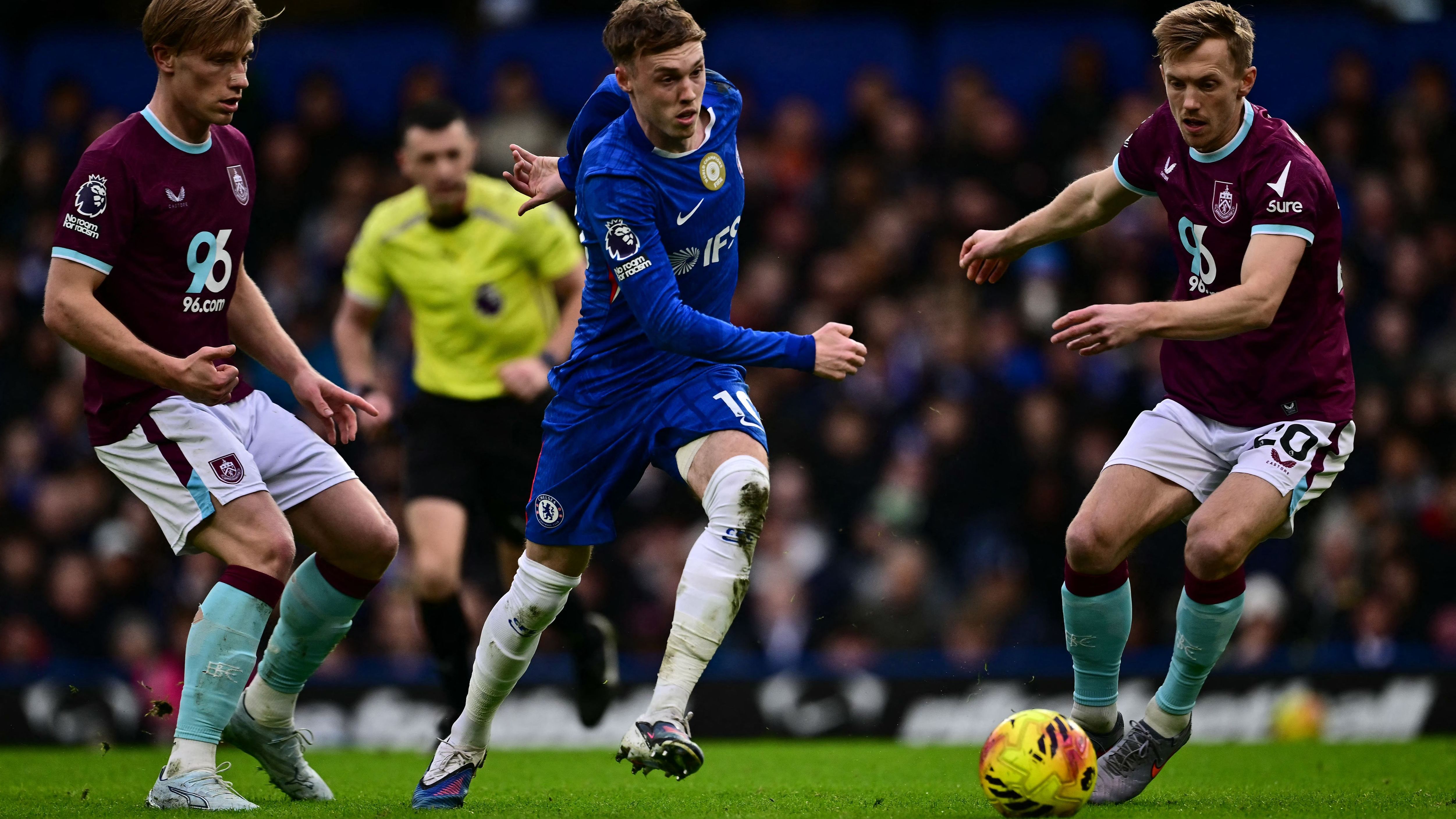 FBL-ENG-PR-CHELSEA-BURNLEY