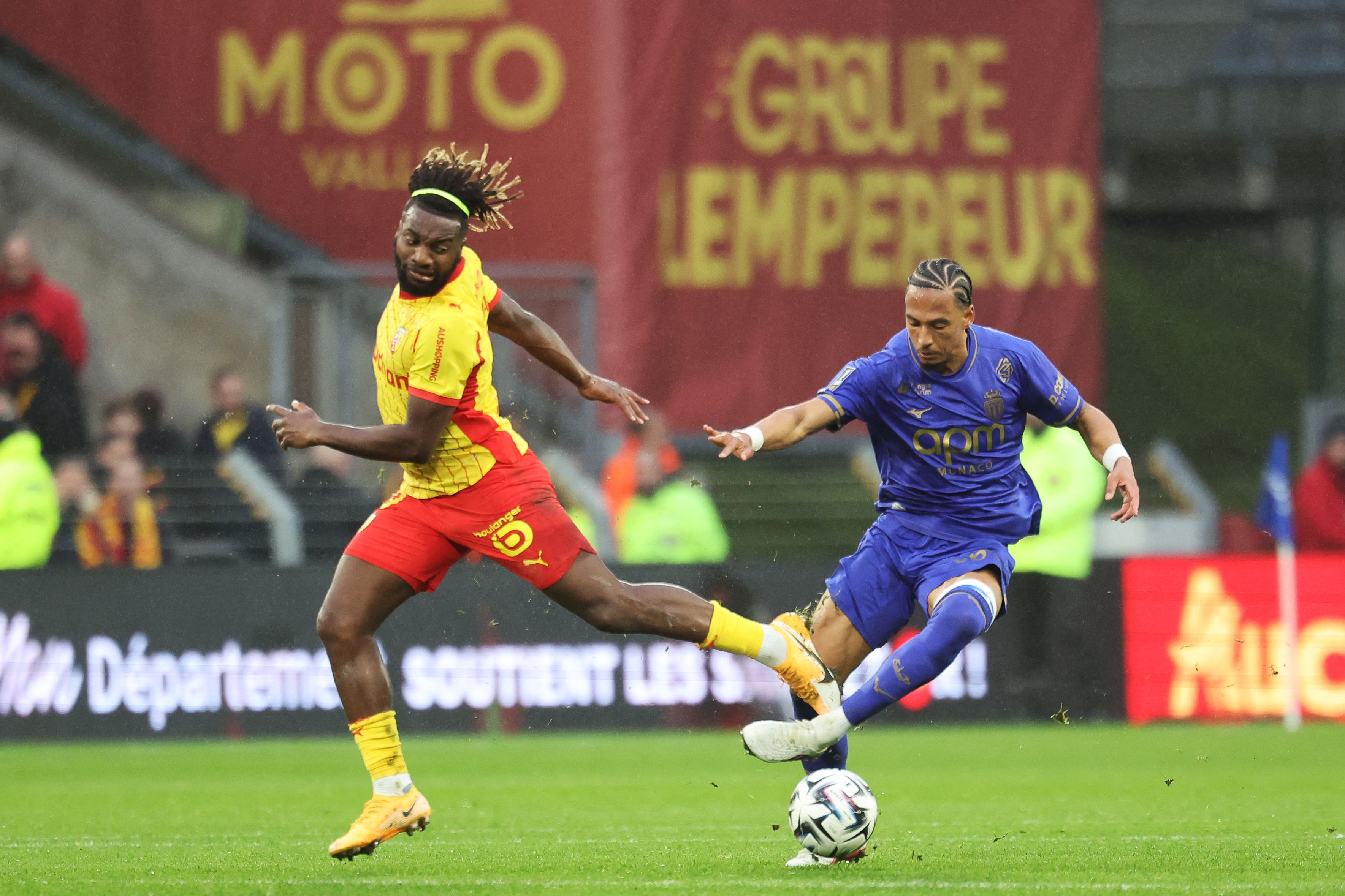 FBL-FRA-LIGUE1-LENS-MONACO