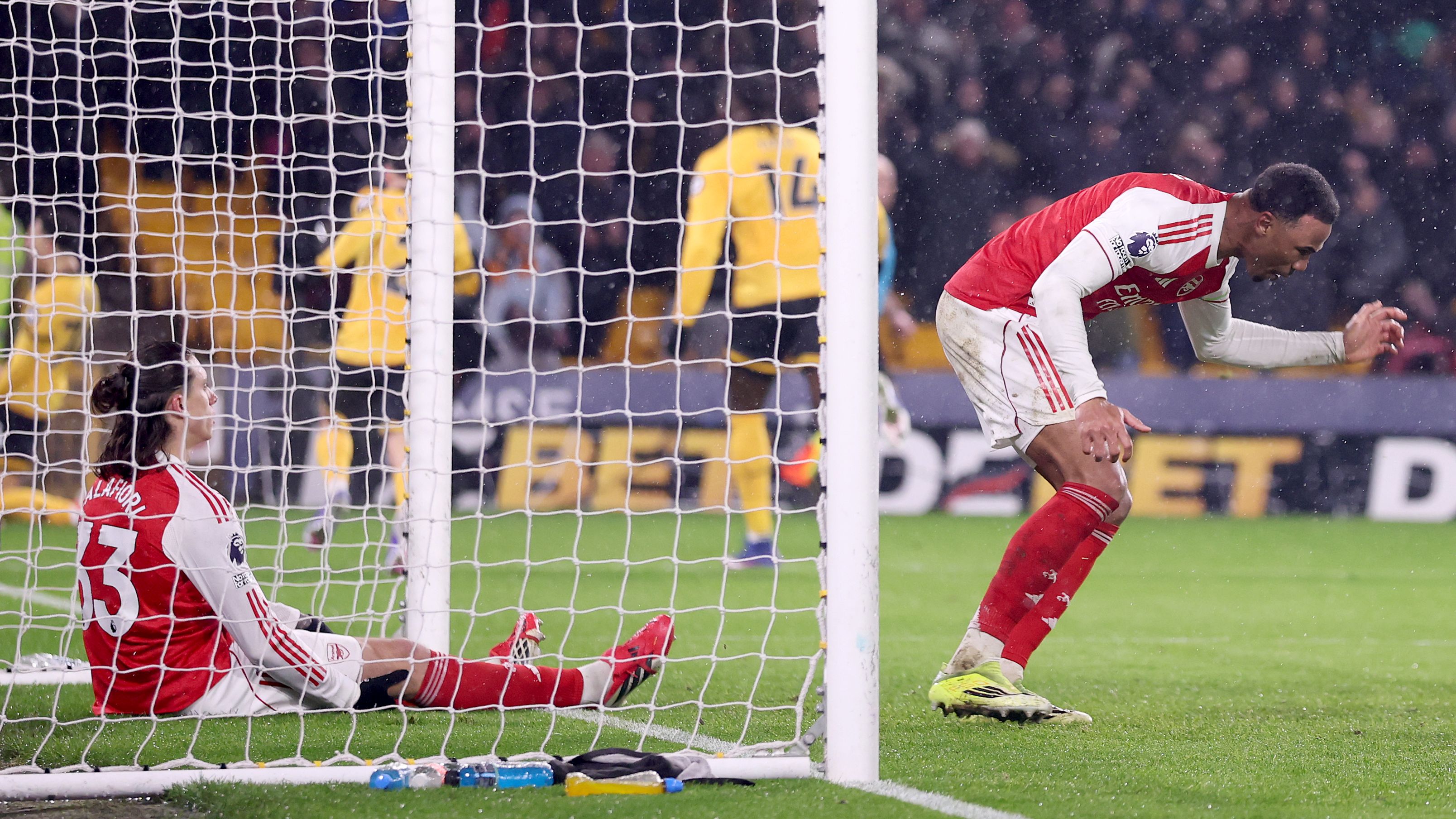 Wolverhampton Wanderers v Arsenal - Premier League