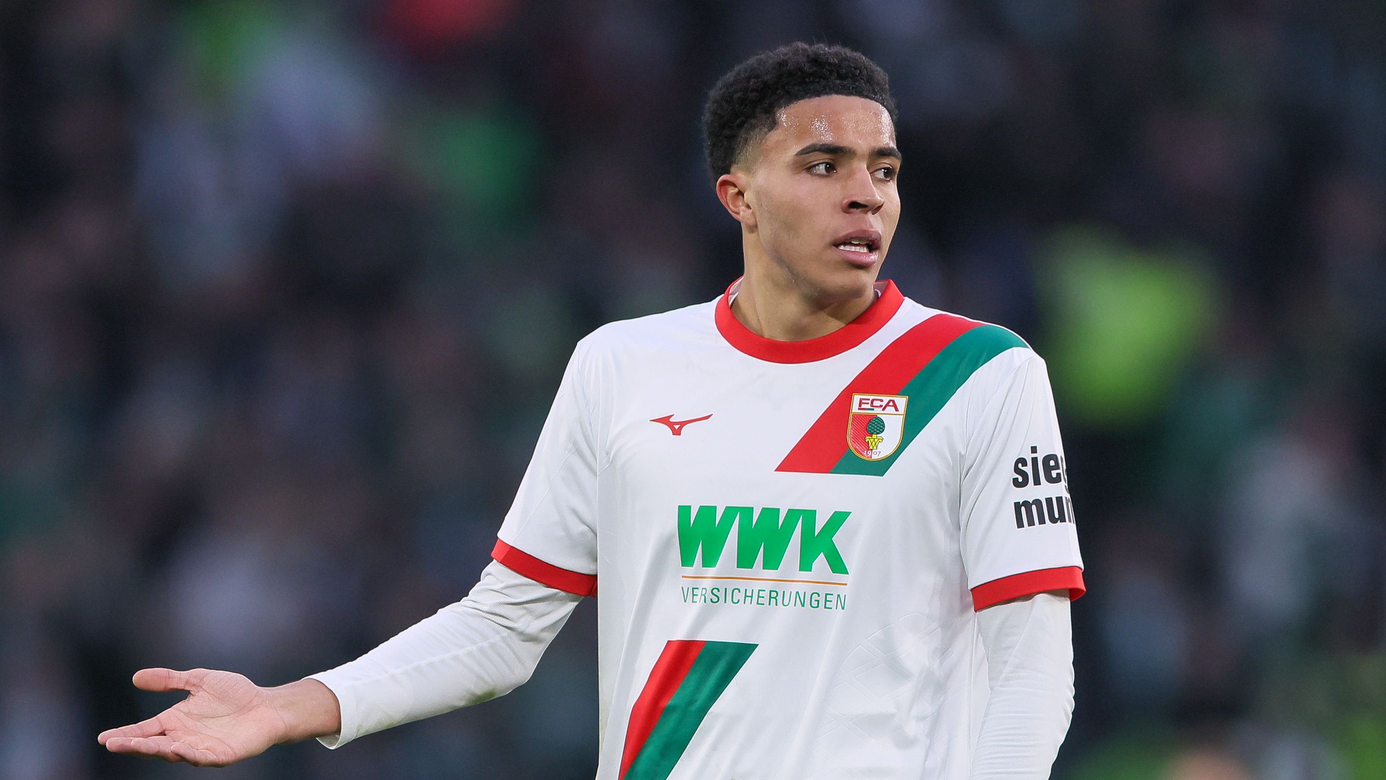 VfL Wolfsburg v FC Augsburg - Bundesliga