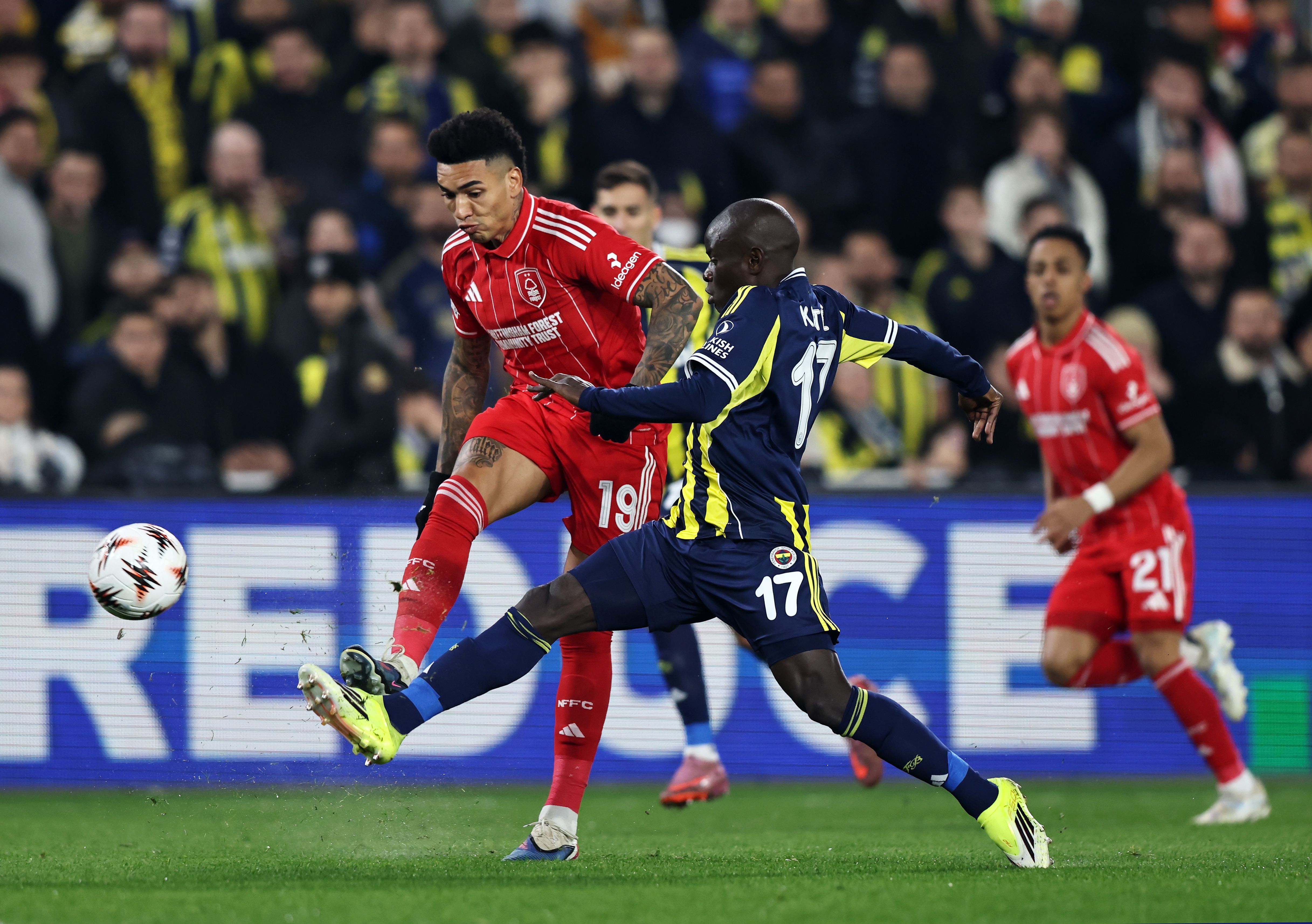 Fenerbahce SK v Nottingham Forest FC - UEFA Europa League 2025/26 Knockout Play-off First Leg