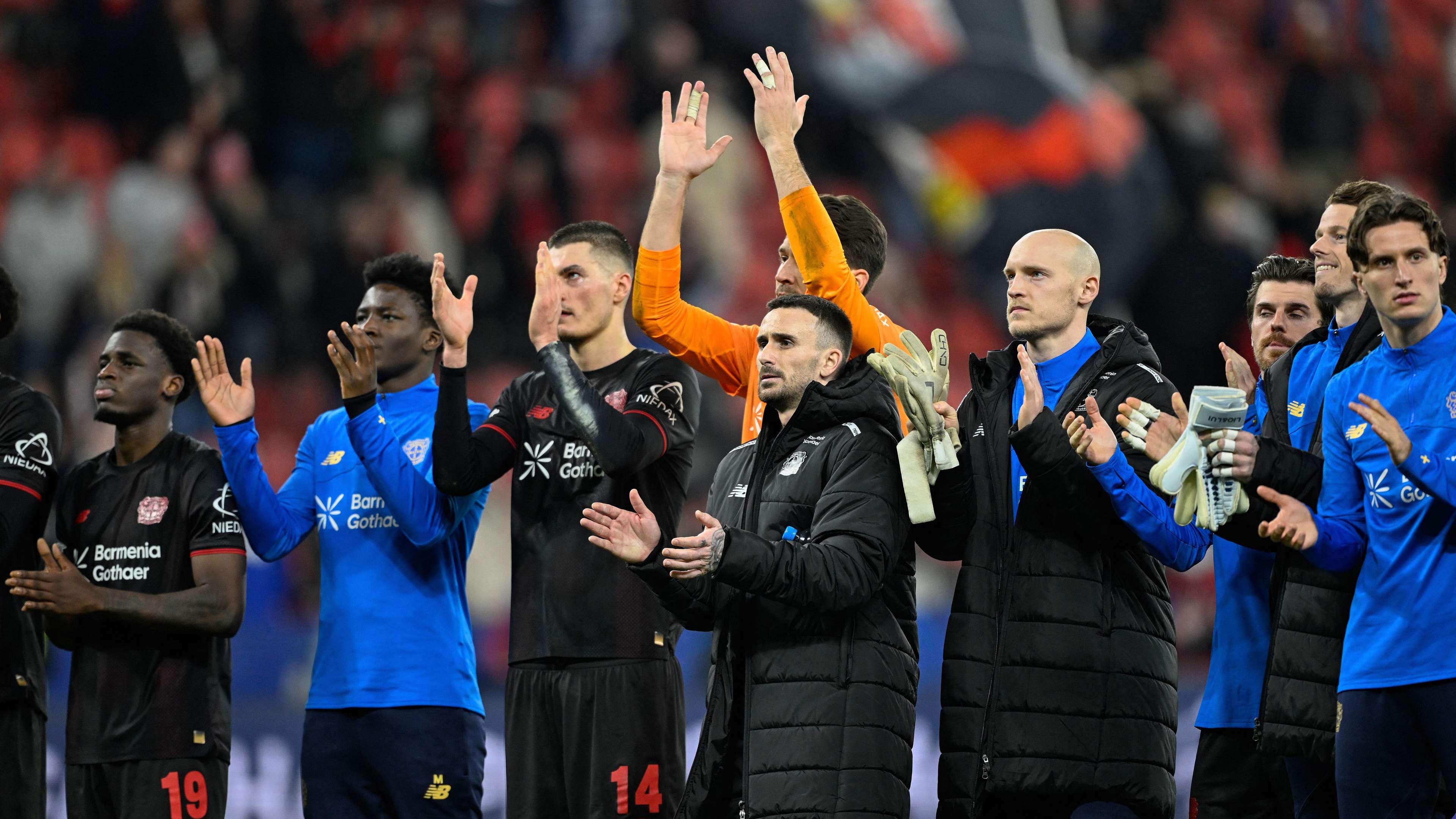 FBL-EUR-C1-LEVERKUSEN-OLYMPIAKOS