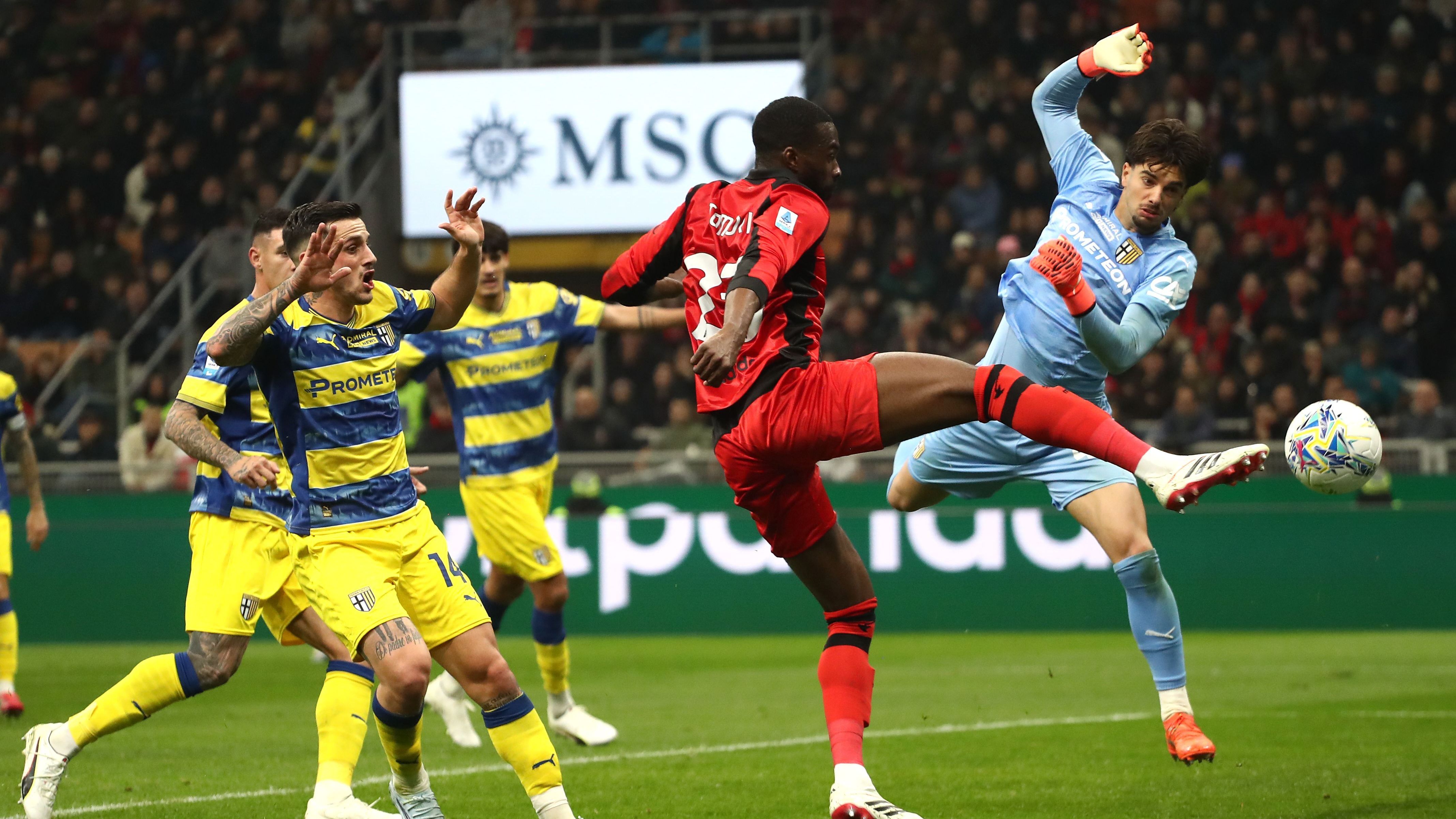 AC Milan v Parma Calcio 1913 - Serie A