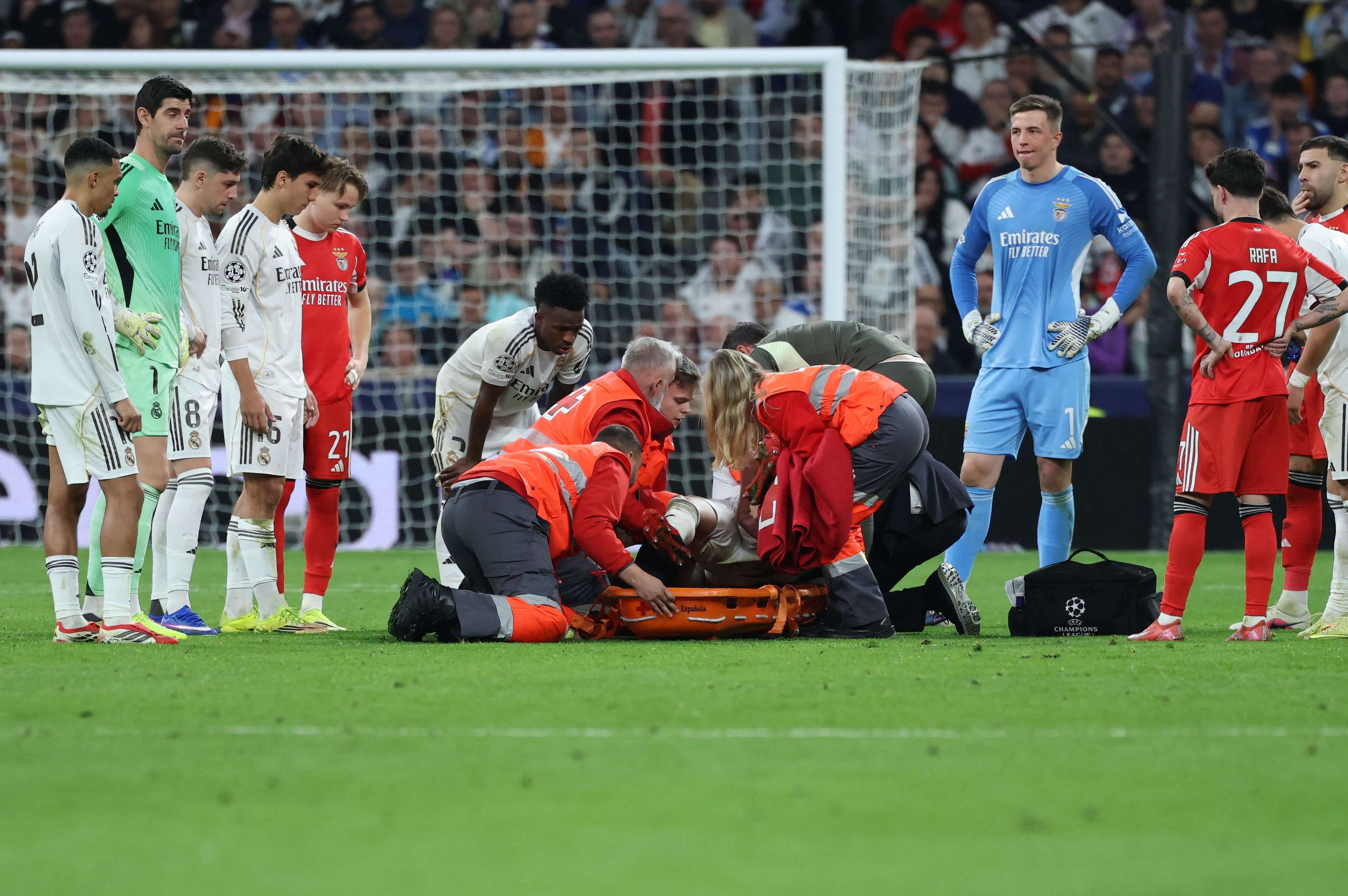 FBL-EUR-C1-REAL MADRID-BENFICA