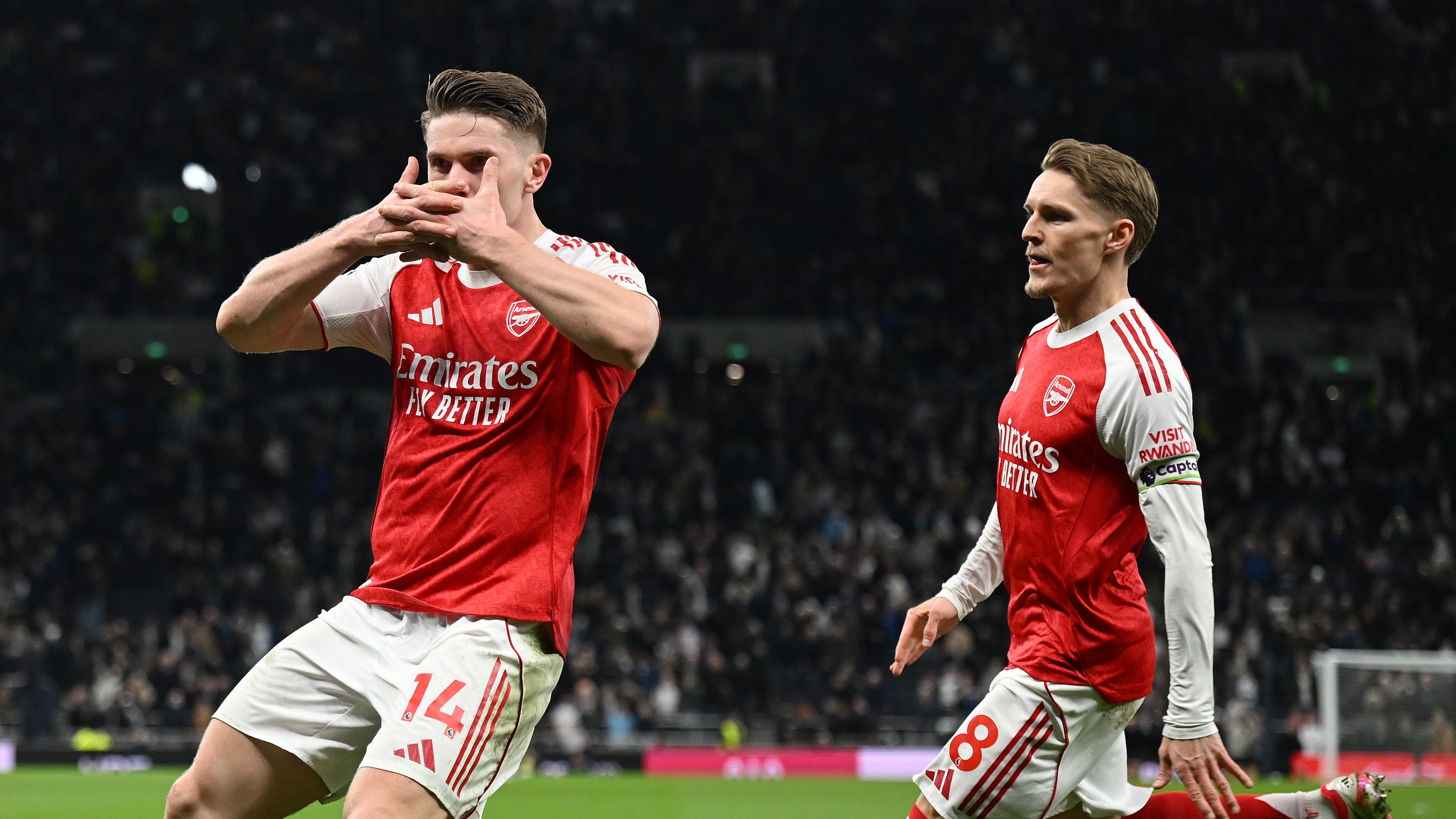 Tottenham Hotspur v Arsenal - Premier League