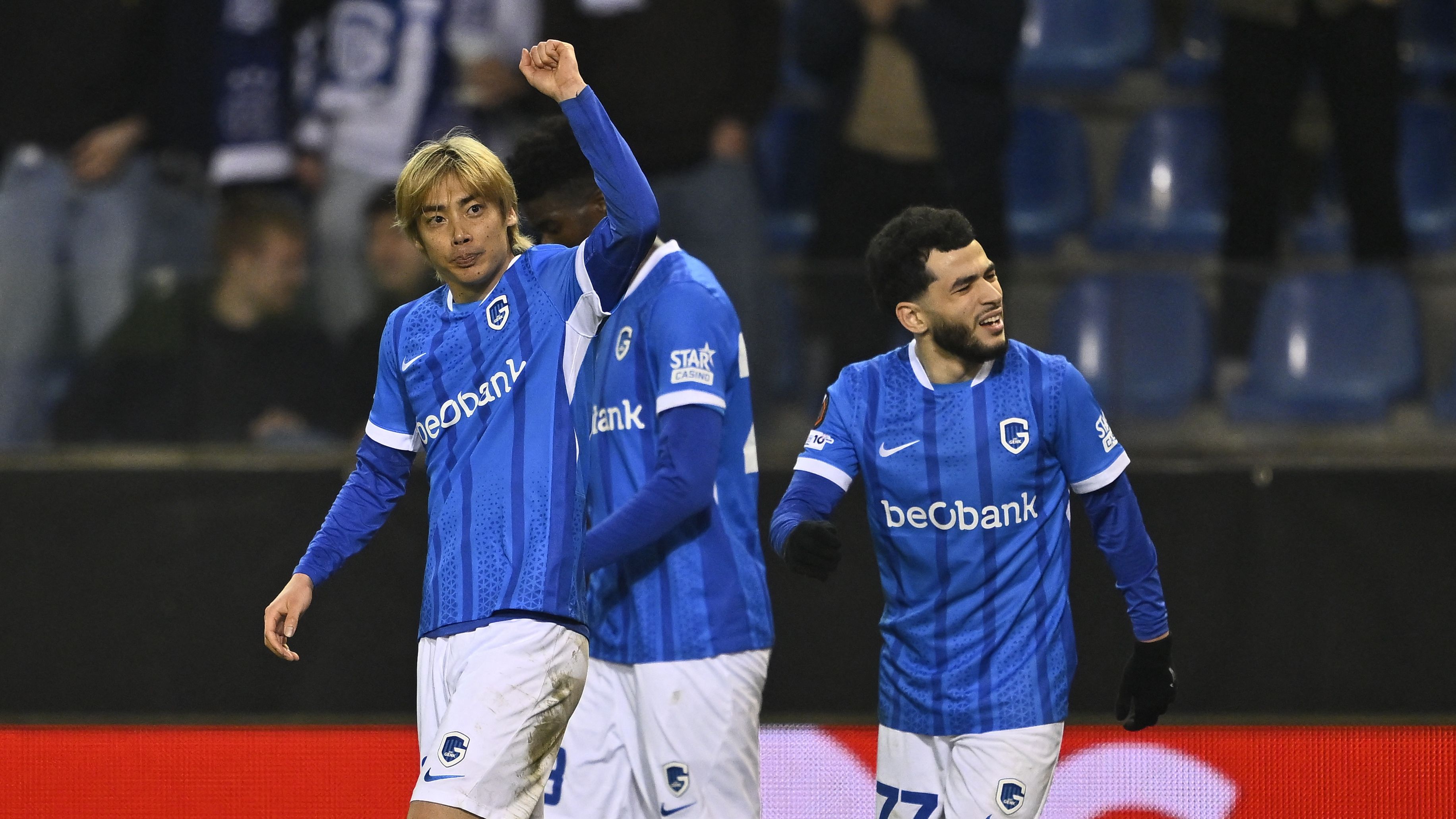 SOCCER EL PLAY-OFF GENK VS ZAGREB