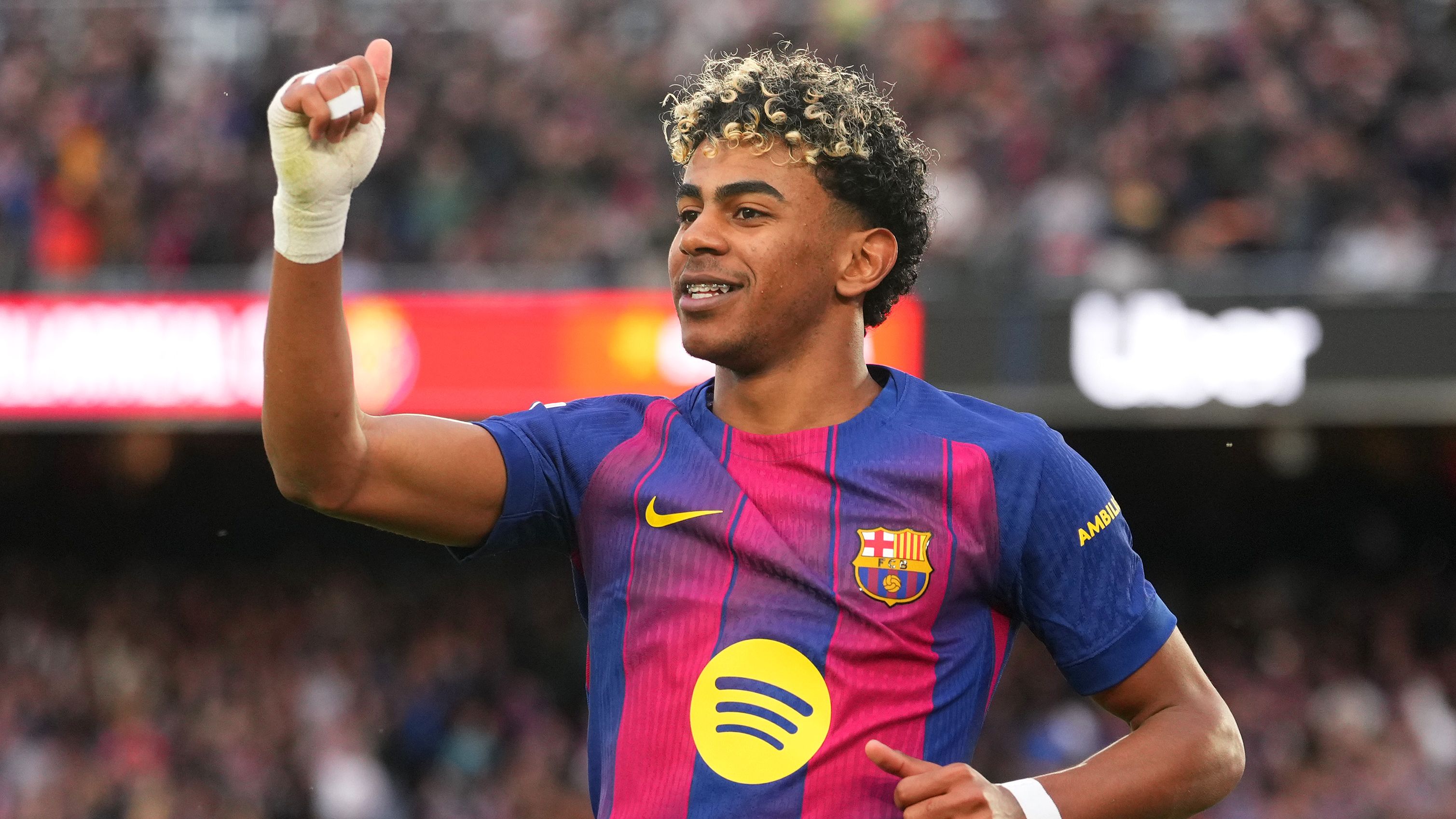 FC Barcelona v Villarreal CF - LaLiga EA Sports