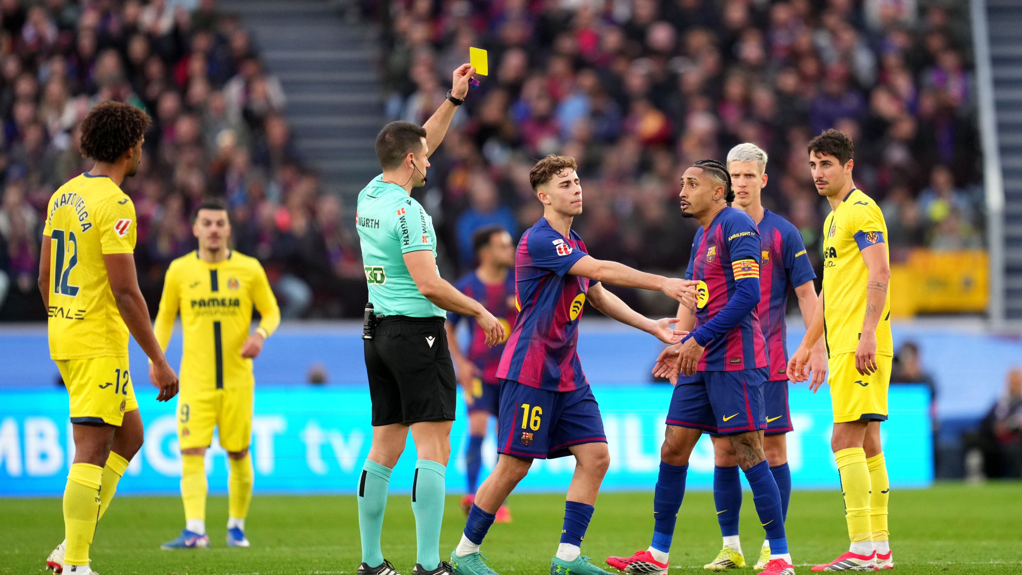 FC Barcelona v Villarreal CF - LaLiga EA Sports