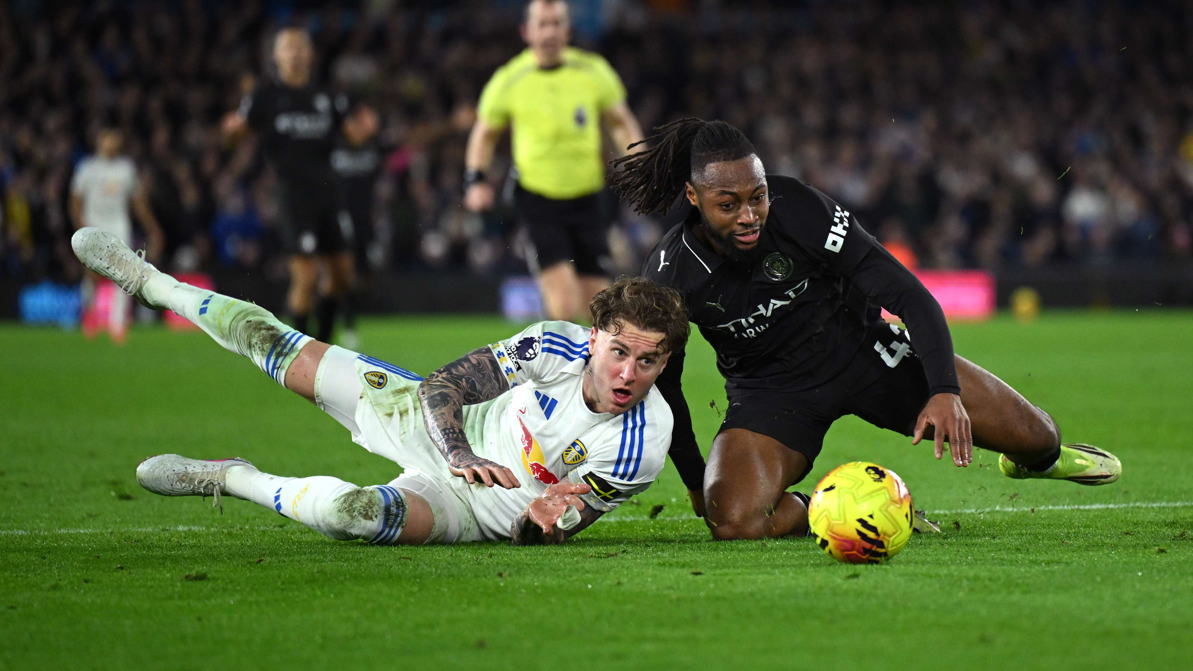 Leeds United v Manchester City - Premier League
