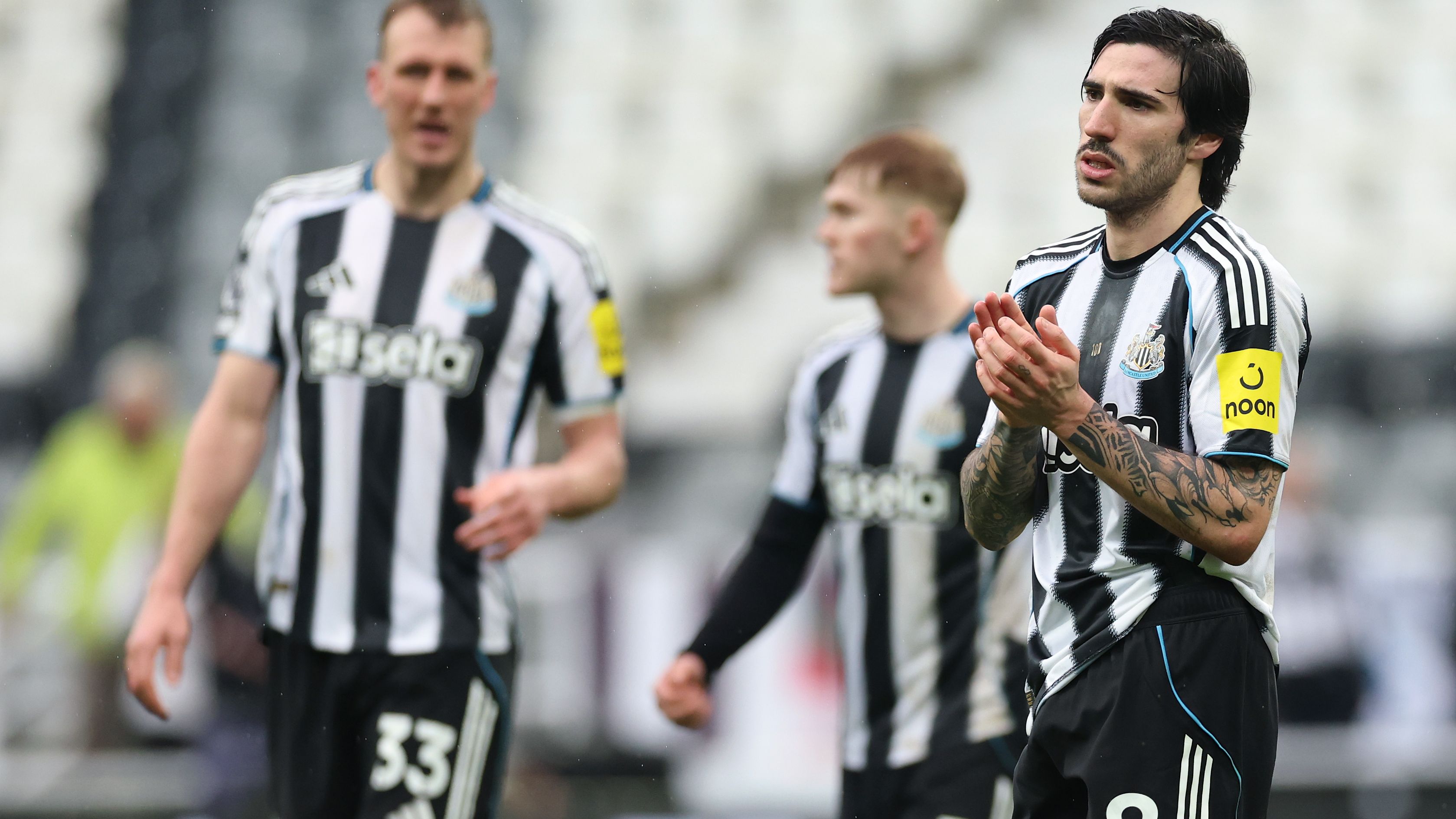 Newcastle United v Everton - Premier League