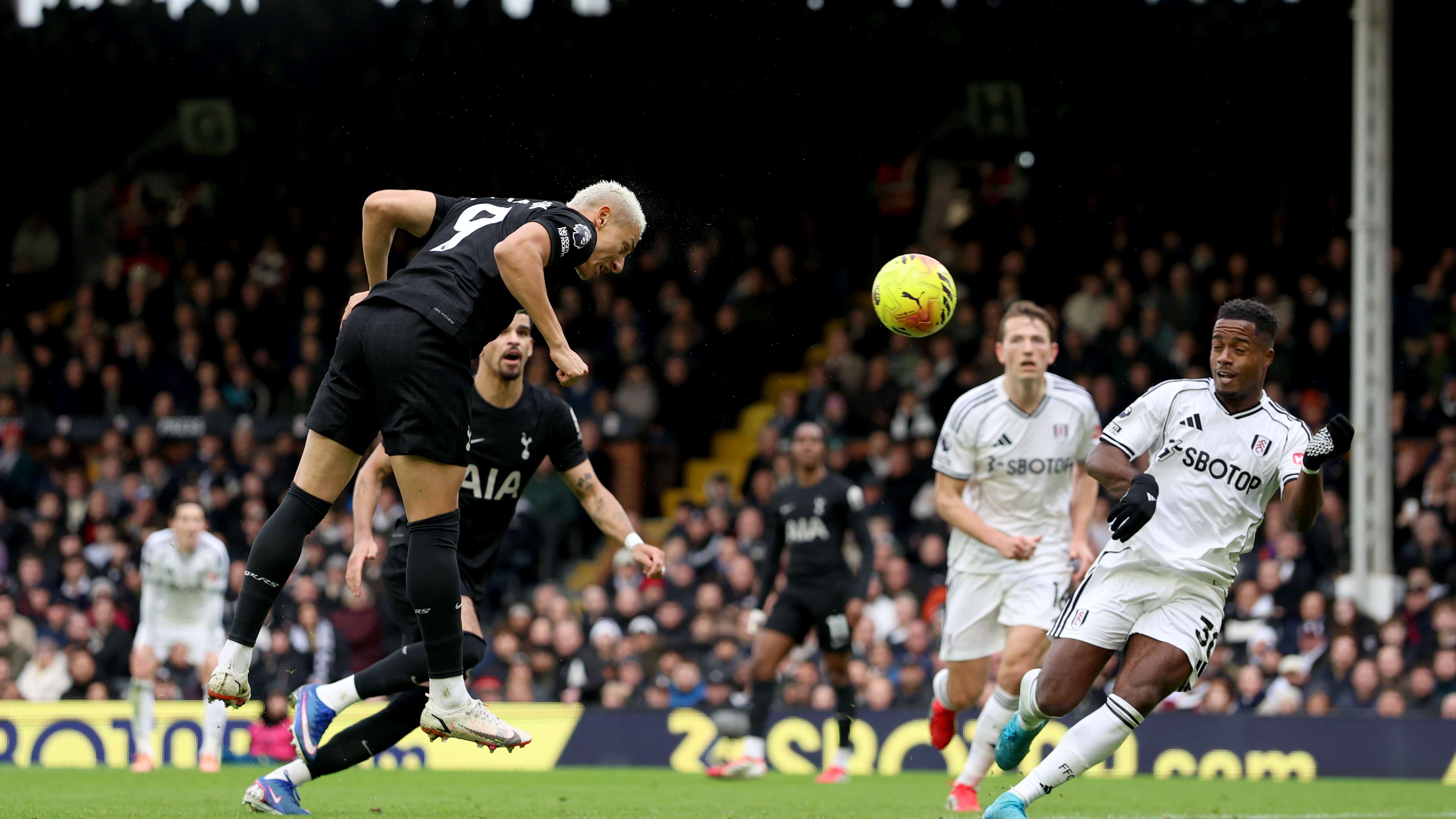 Fulham v Tottenham Hotspur - Premier League