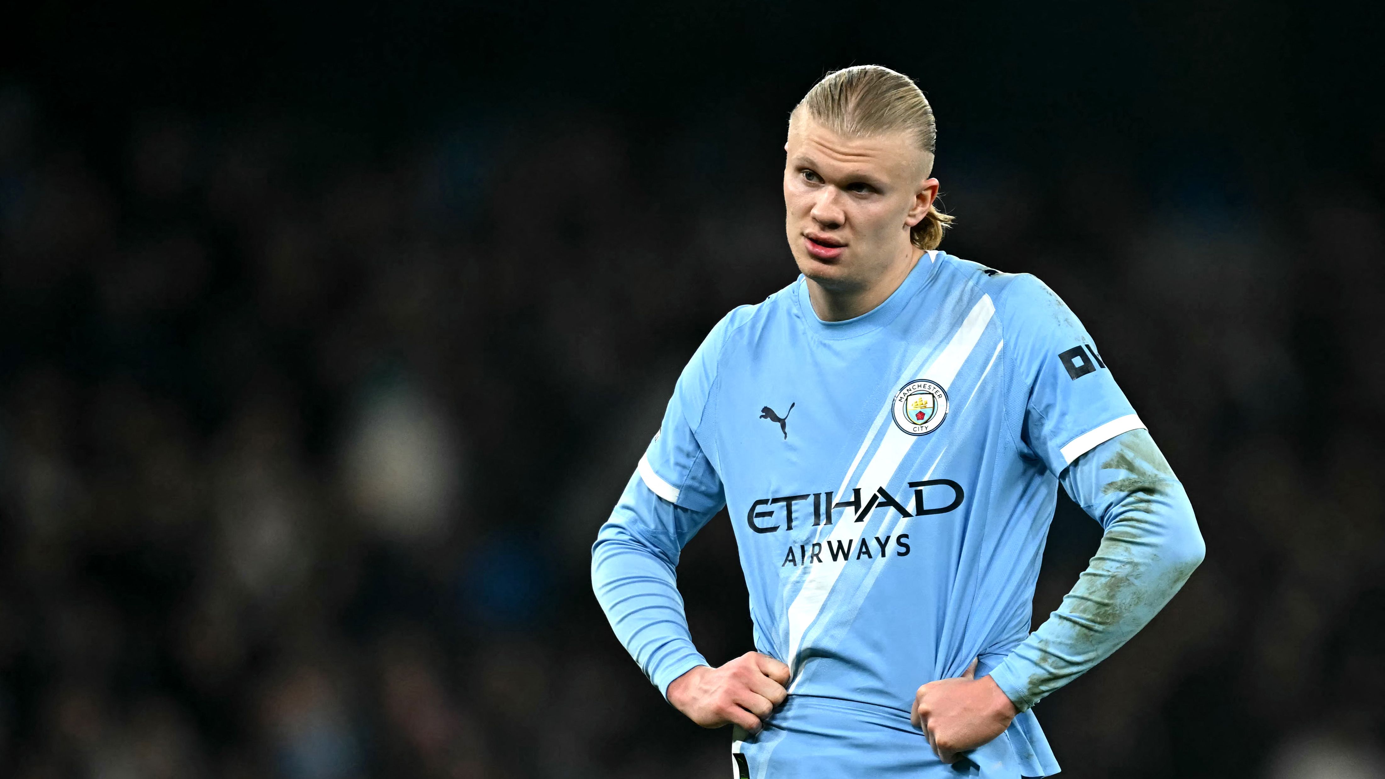 TOPSHOT-FBL-ENG-PR-MAN CITY-NOTTINGHAM FOREST