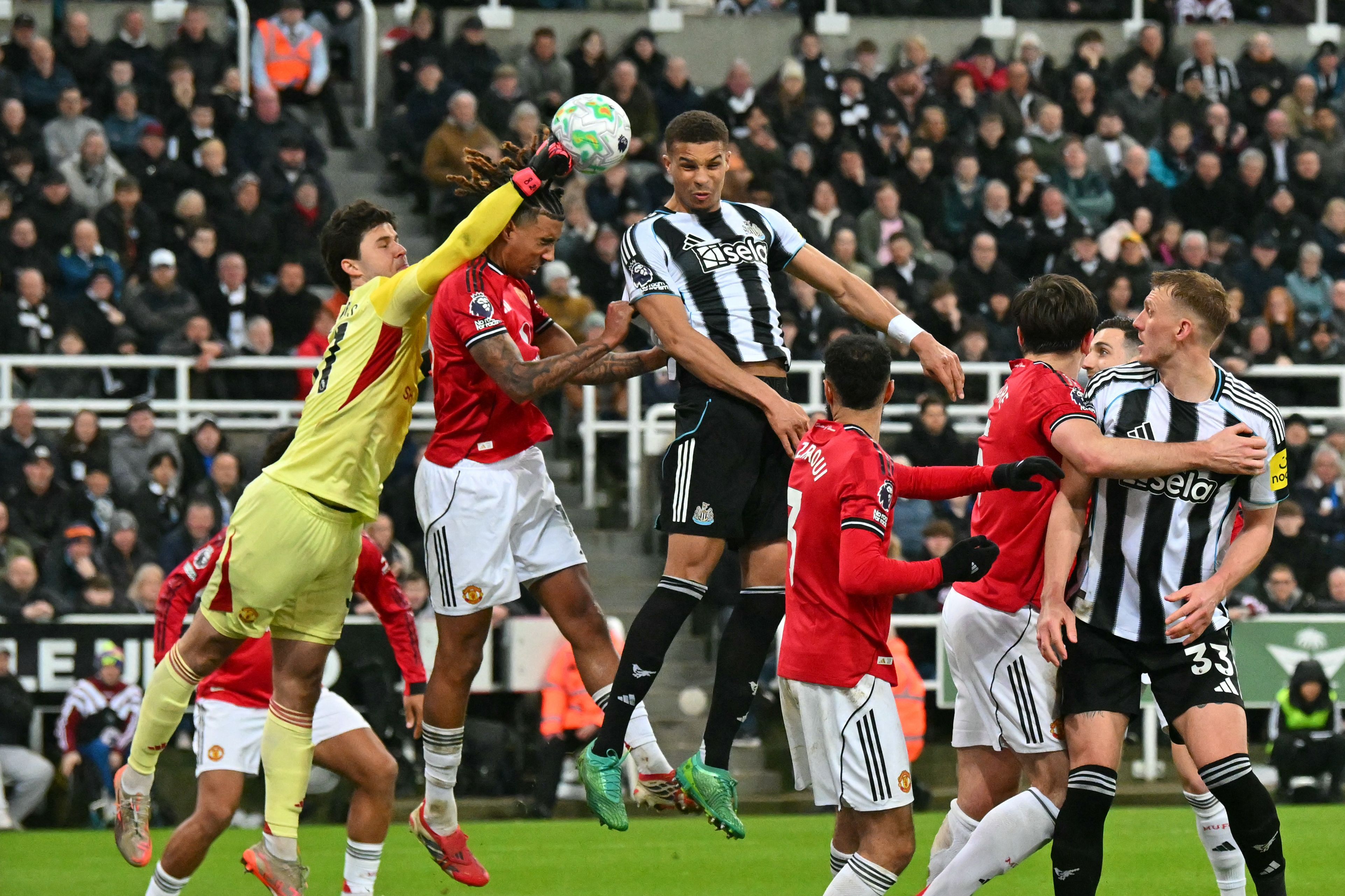 FBL-ENG-PR-NEWCASTLE-MAN UTD