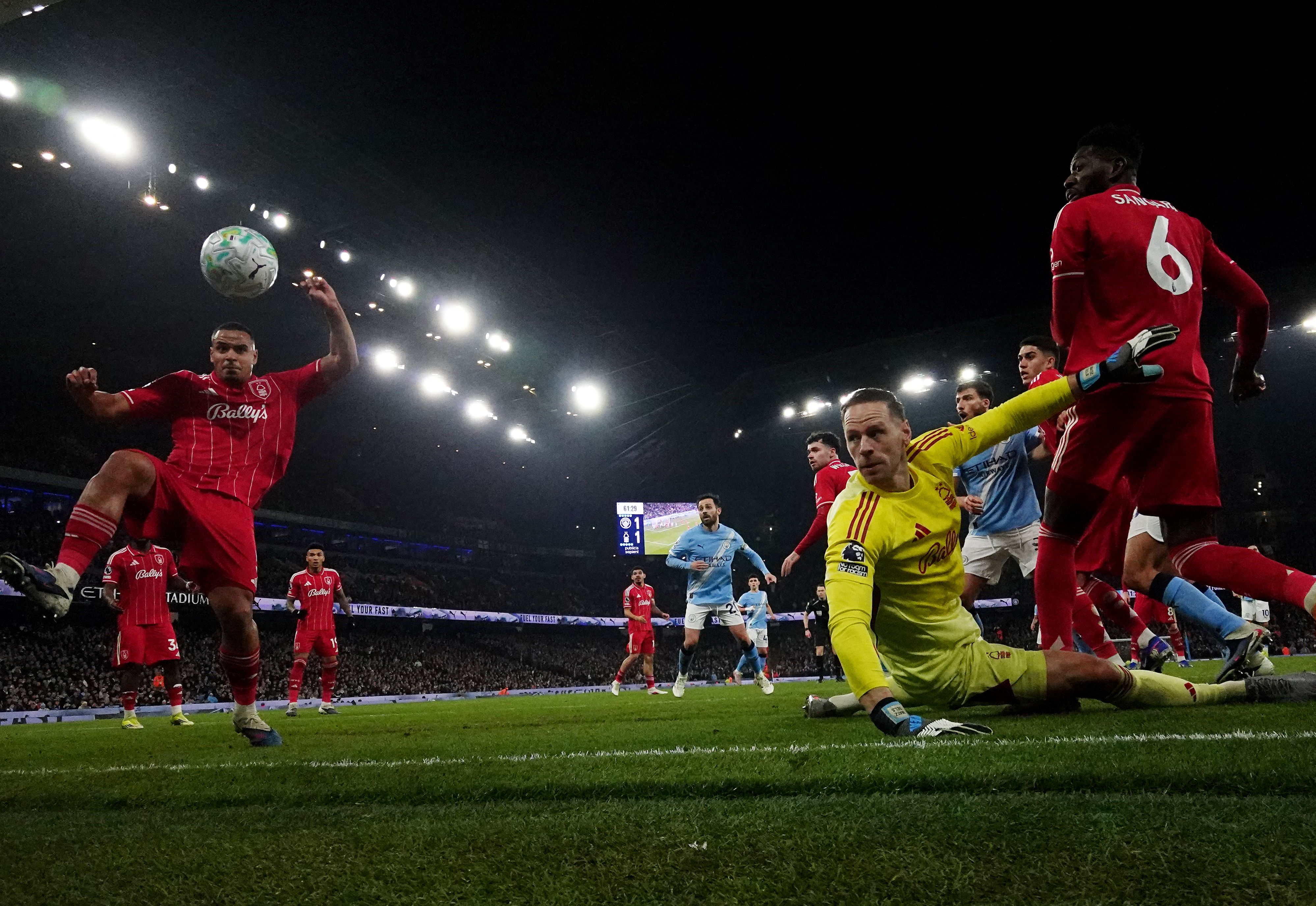 FBL-ENG-PR-MAN CITY-NOTTINGHAM FOREST