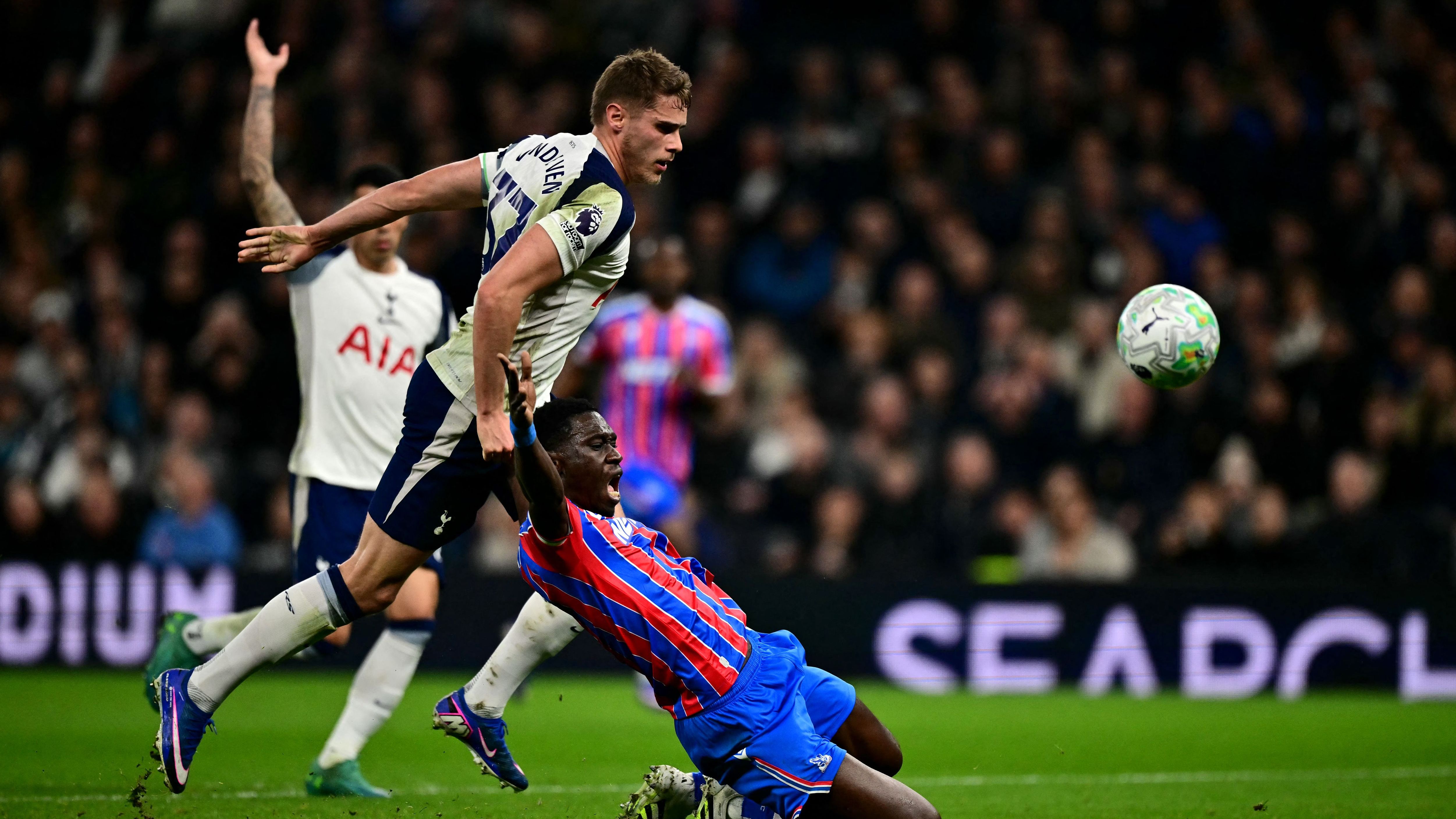 FBL-ENG-PR-TOTTENHAM-CRYSTAL PALACE