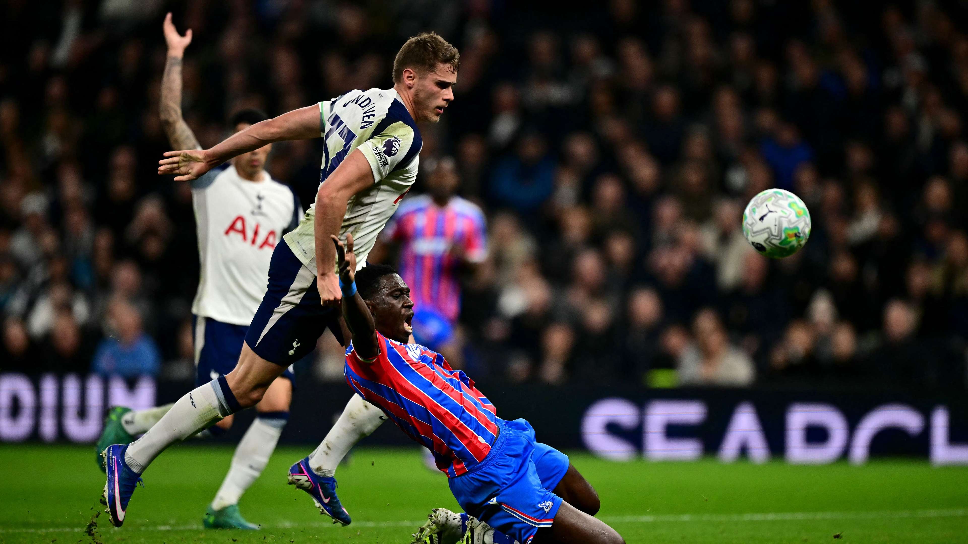 FBL-ENG-PR-TOTTENHAM-CRYSTAL PALACE