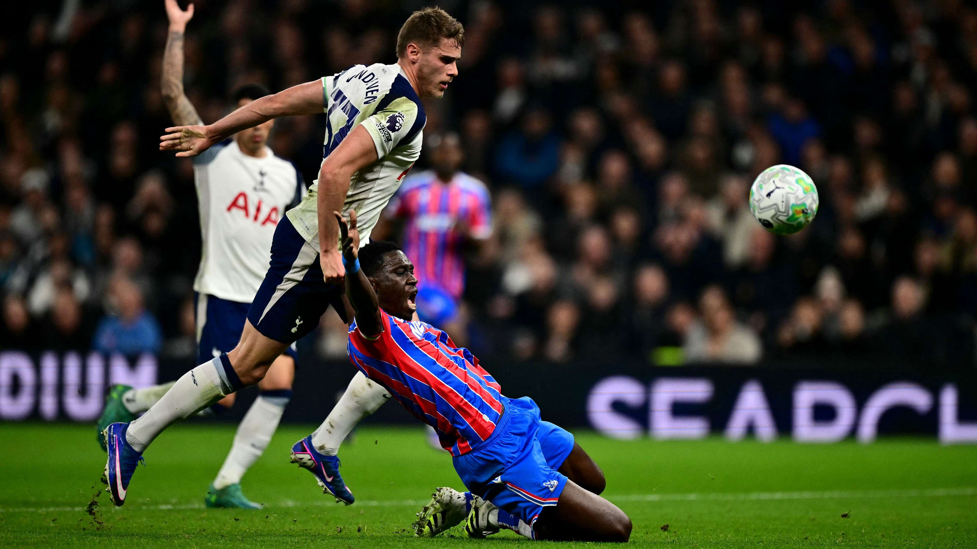 FBL-ENG-PR-TOTTENHAM-CRYSTAL PALACE