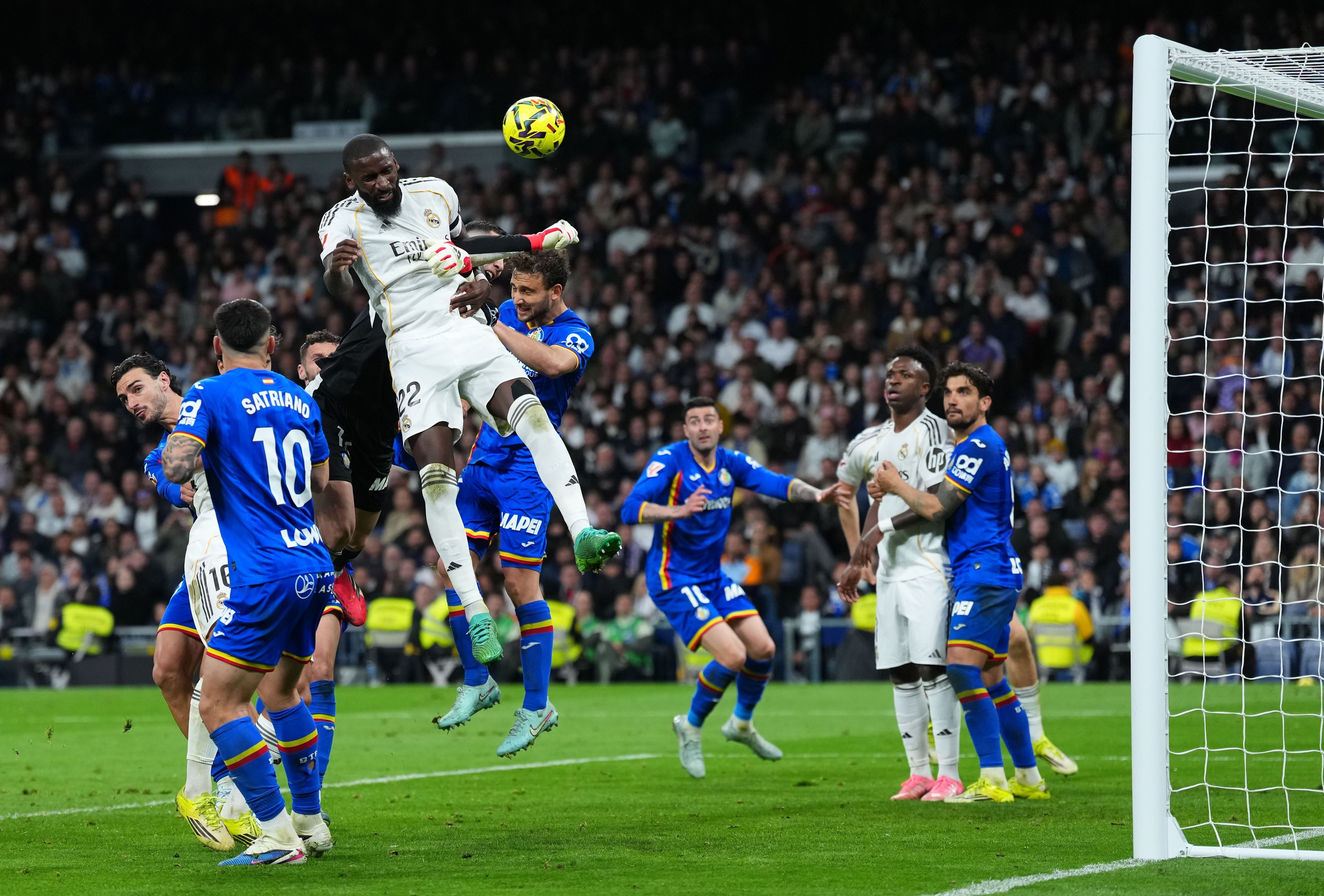 Real Madrid CF v Getafe CF - LaLiga EA Sports