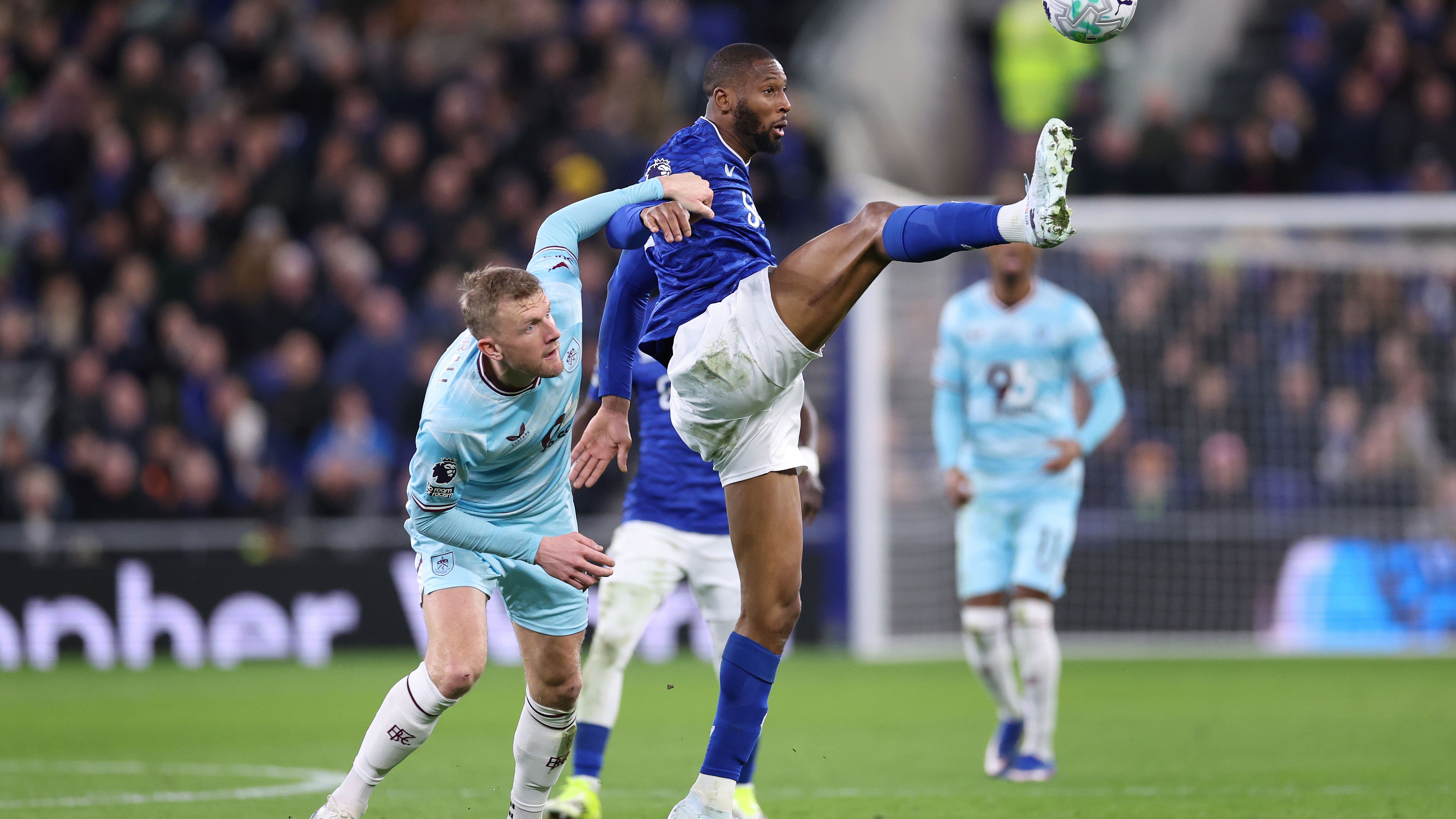 Everton v Burnley - Premier League
