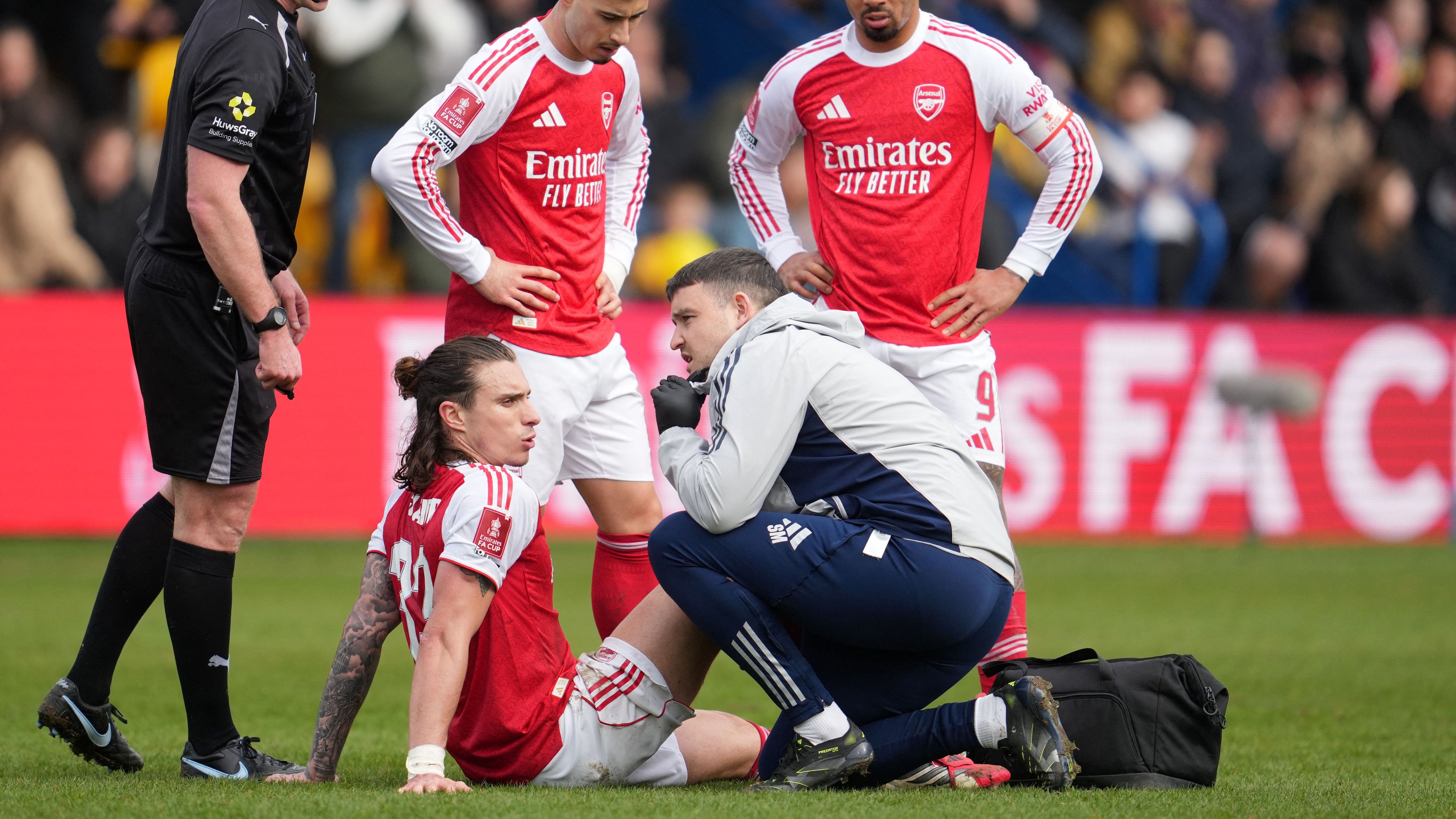 FBL-ENG-FACUP-MANSFIELD-ARSENAL