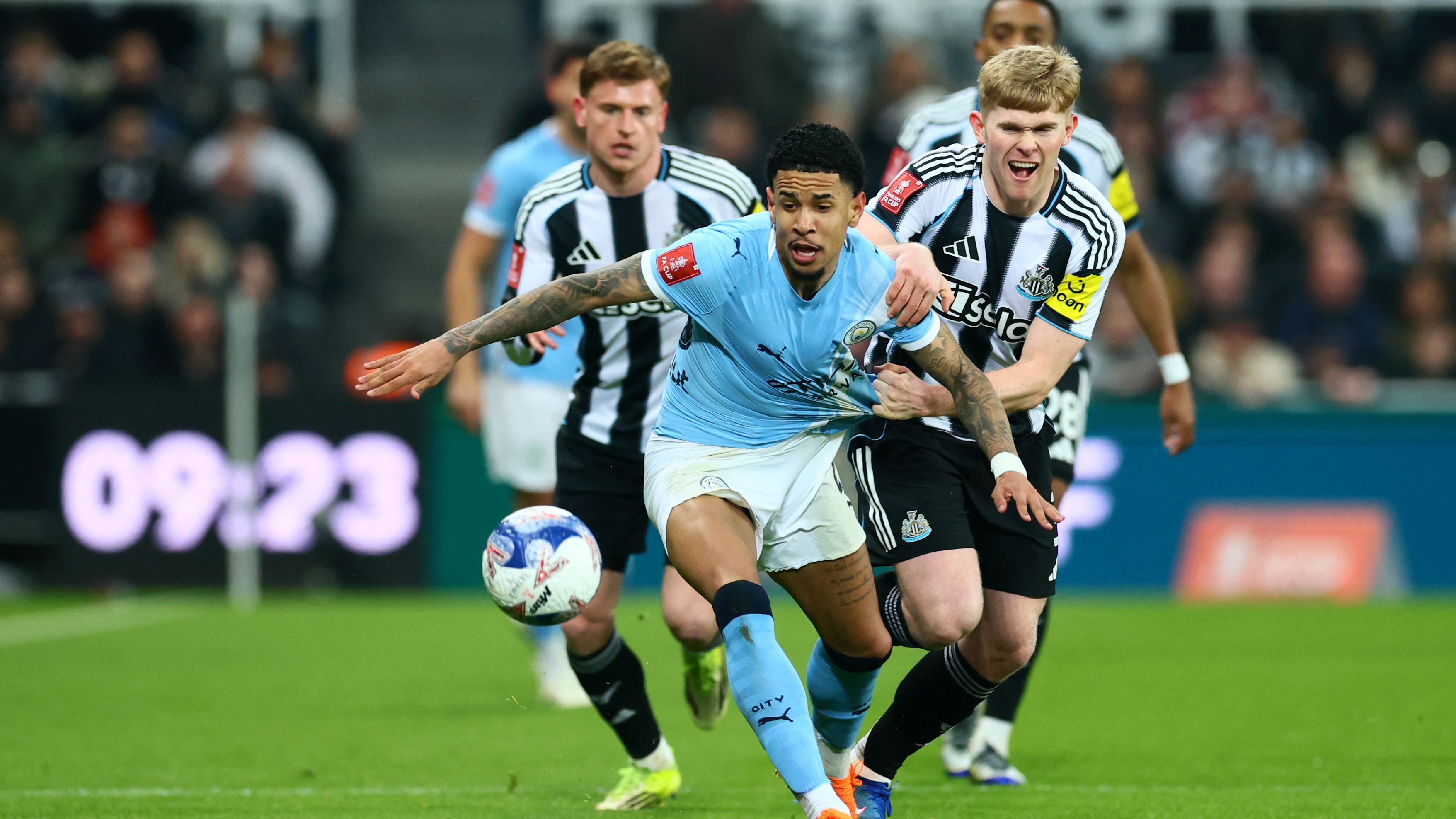 FBL-ENG-FACUP-NEWCASTLE-MAN CITY