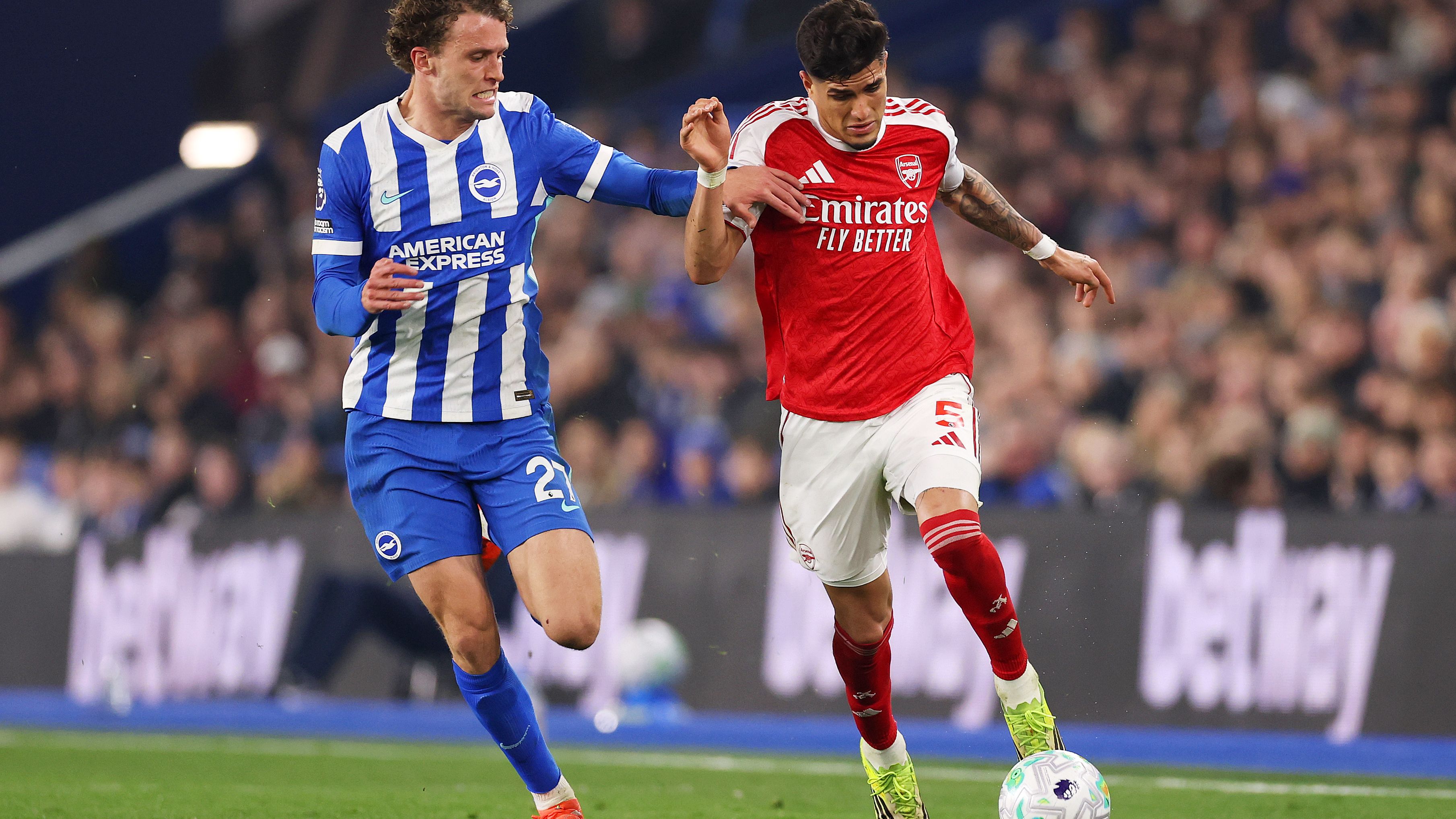 Brighton & Hove Albion v Arsenal - Premier League