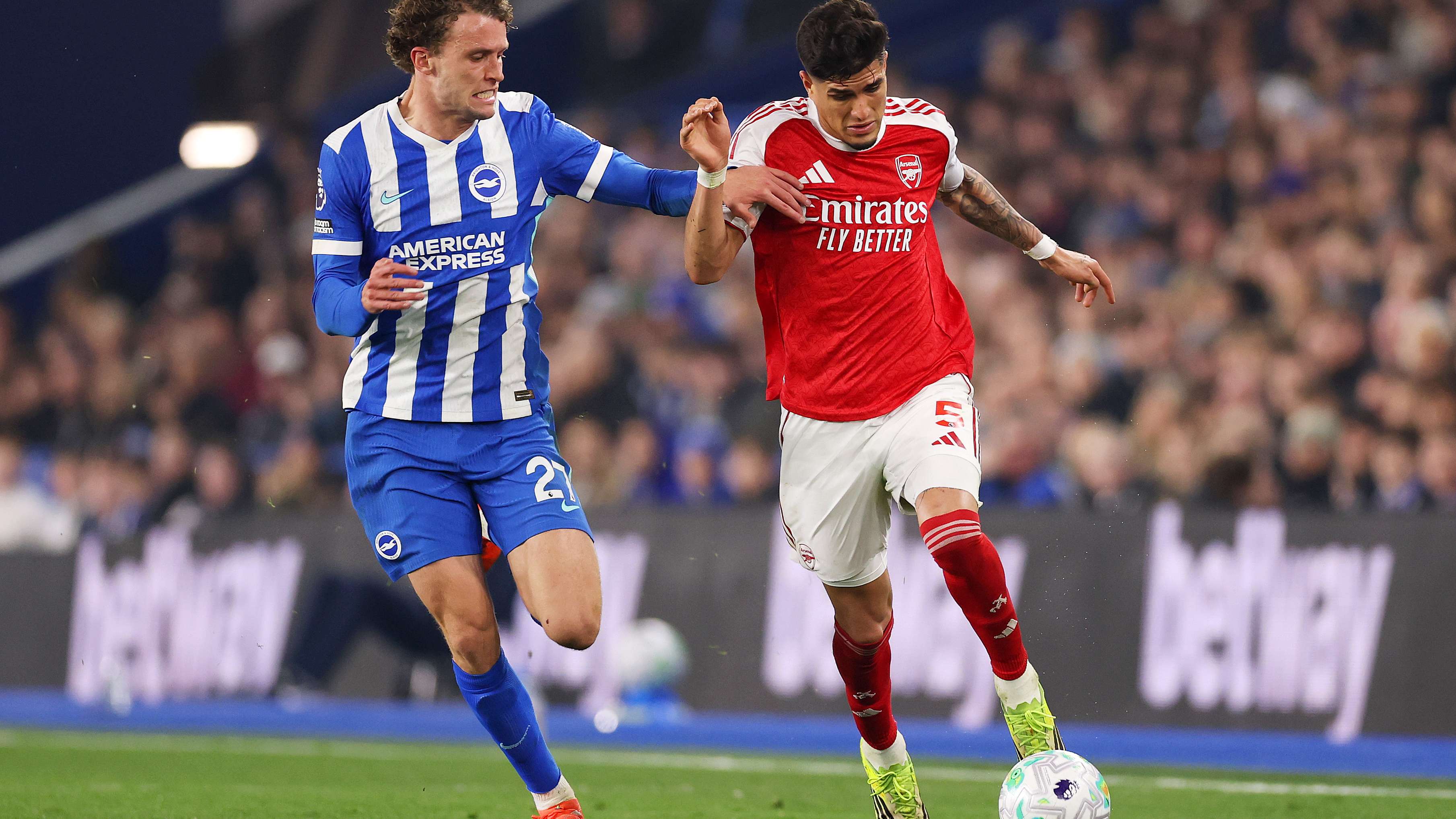 Brighton & Hove Albion v Arsenal - Premier League