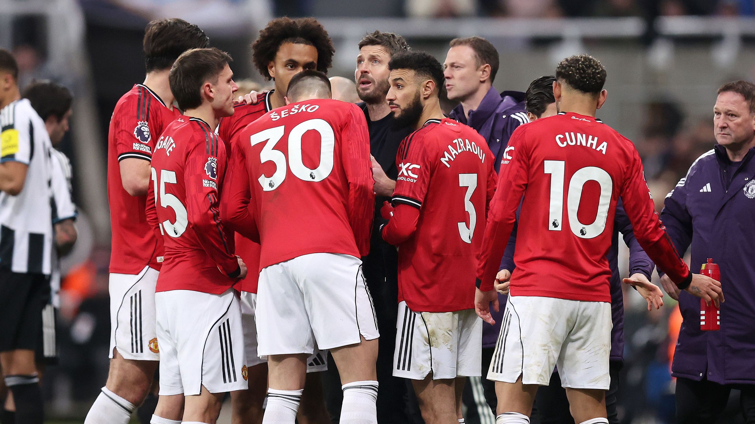 Newcastle United v Manchester United - Premier League