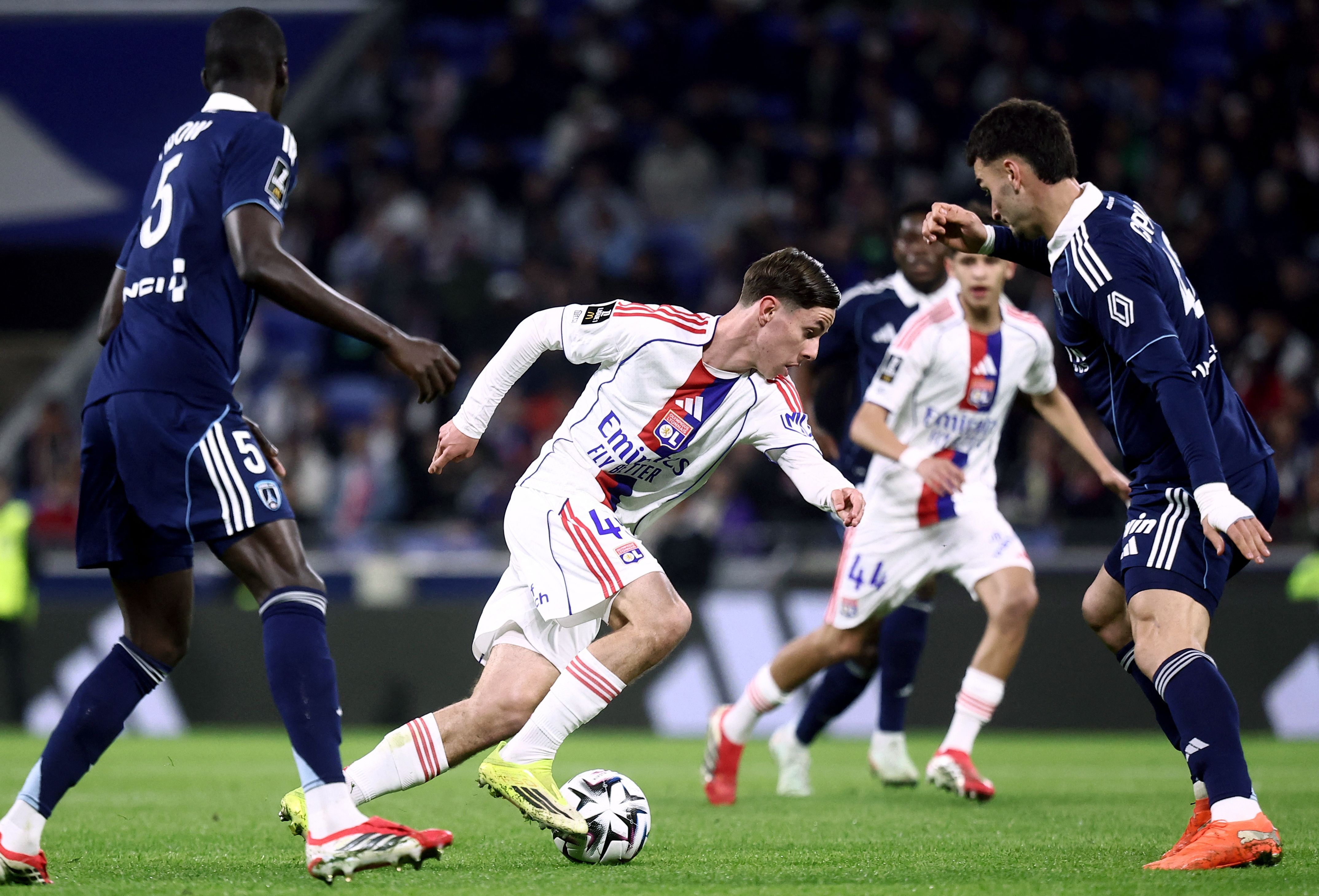 FBL-FRA-LIGUE1-LYON-PARIS FC
