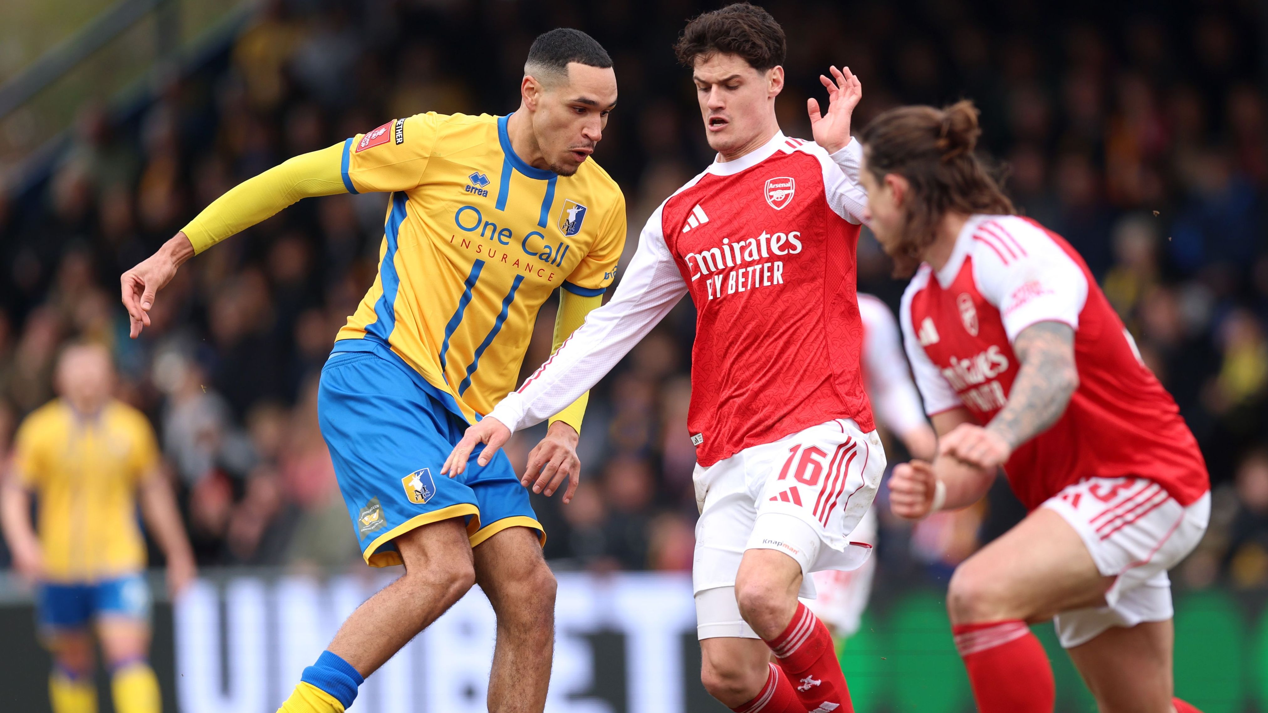 Mansfield Town v Arsenal - Emirates FA Cup Fifth Round