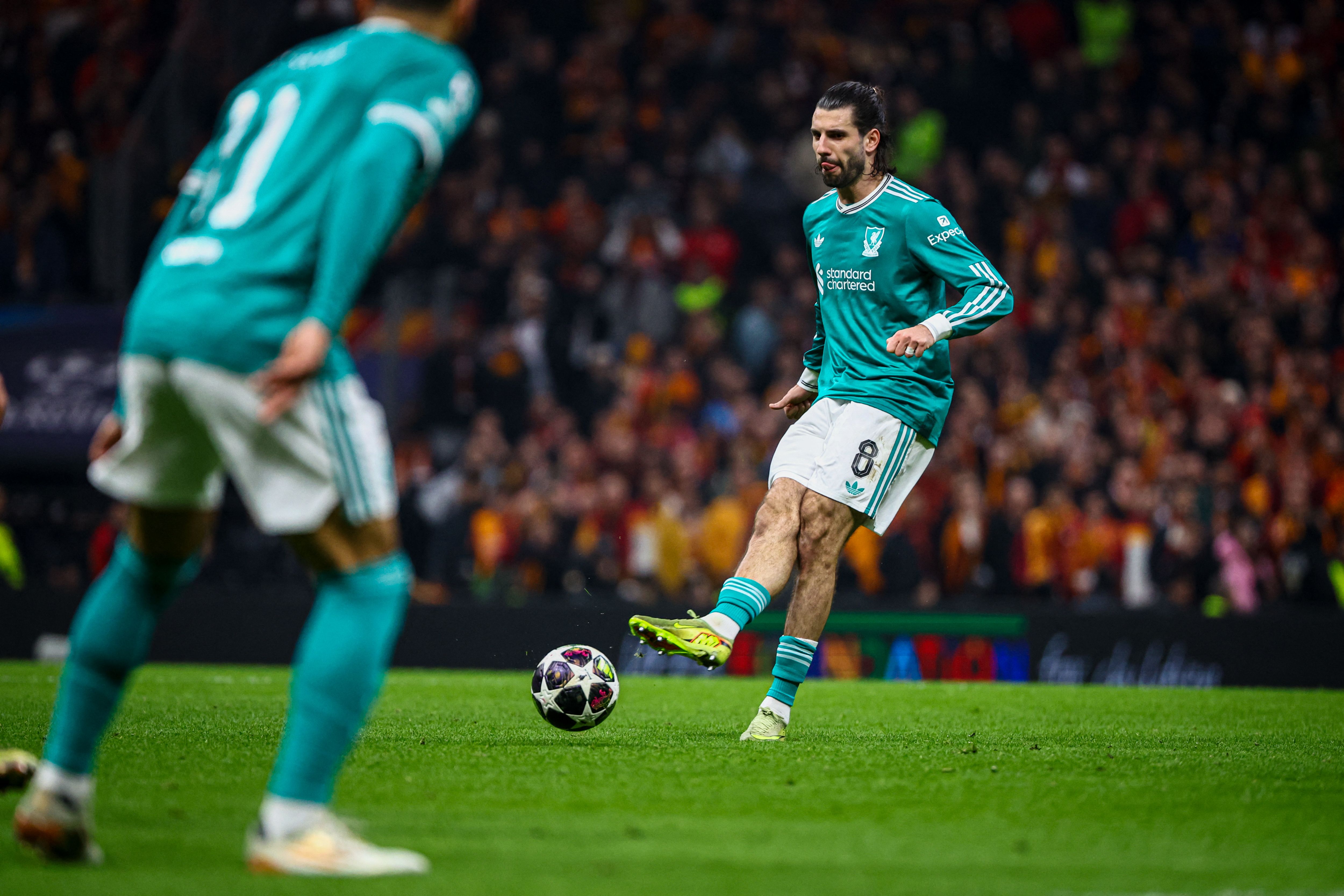 Galatasaray-vs-Liverpool-UEFA-Champions-League-2025-26-Round-of