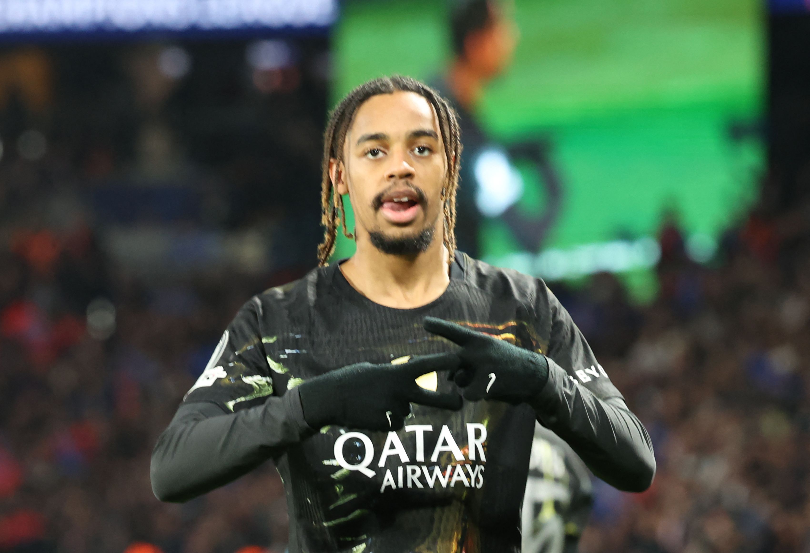 TOPSHOT-FBL-EUR-C1-PSG-CHELSEA