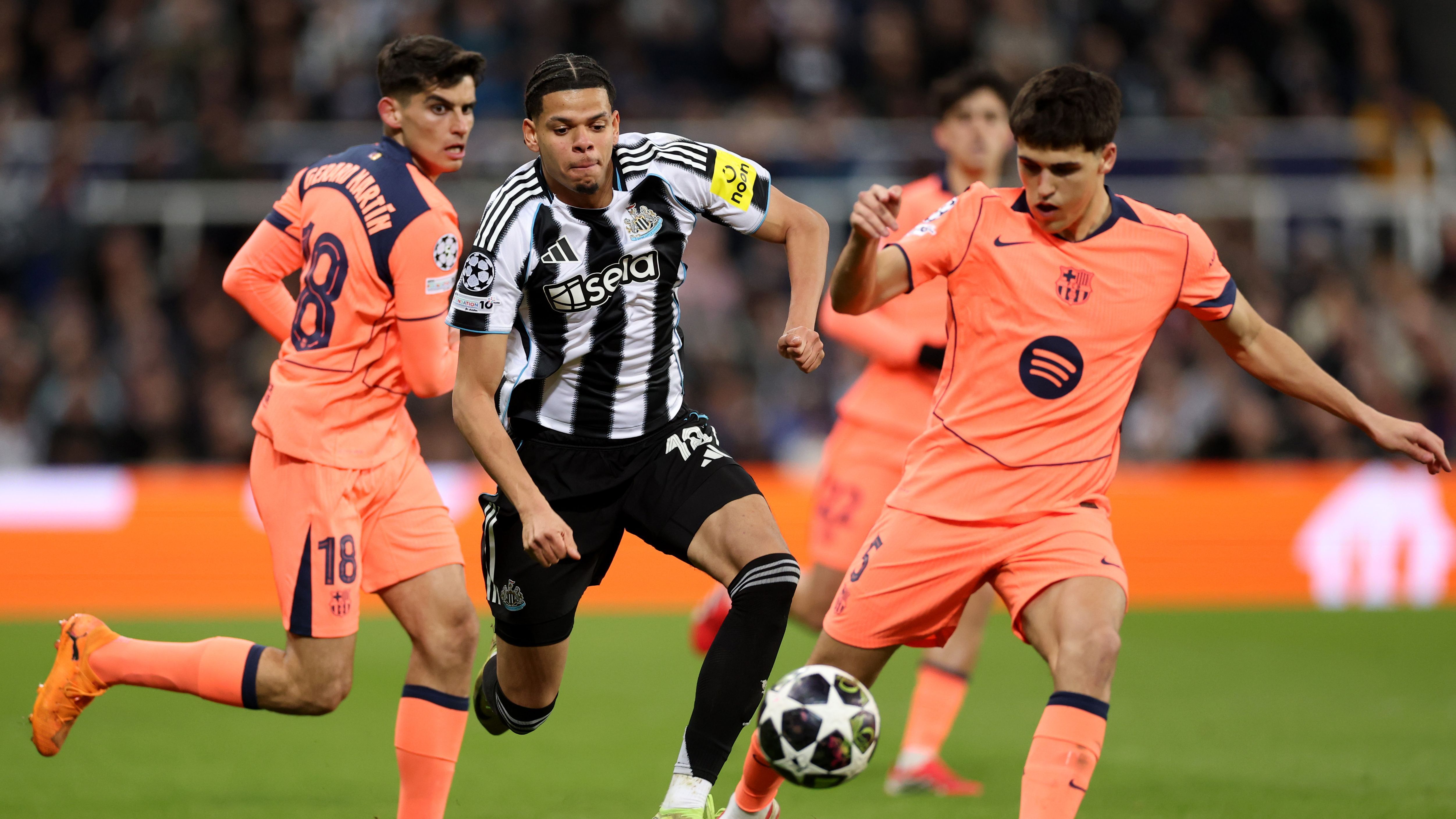 Newcastle United FC v FC Barcelona - UEFA Champions League 2025/26 Round of 16 First Leg