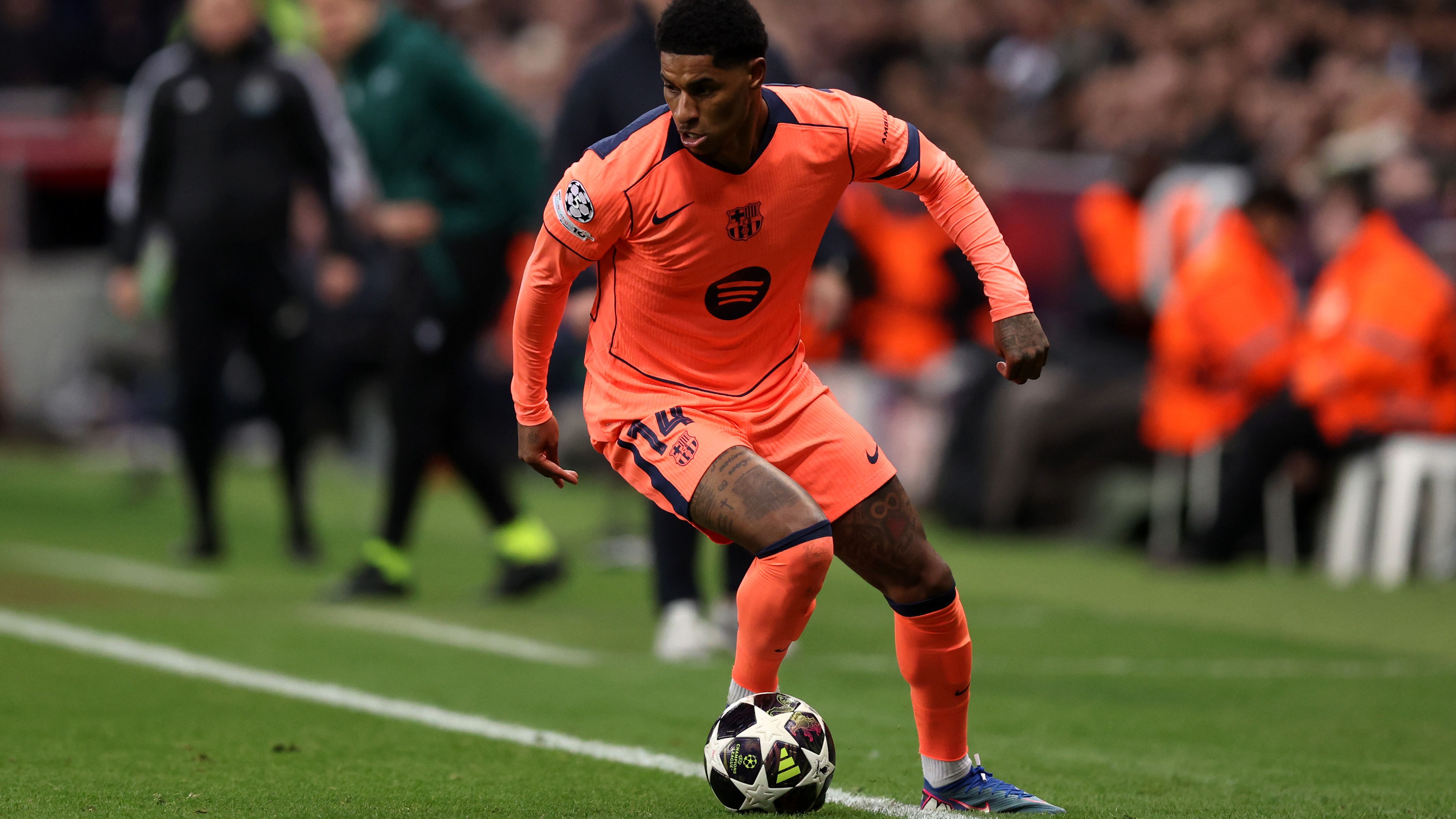 Newcastle United FC v FC Barcelona - UEFA Champions League 2025/26 Round of 16 First Leg