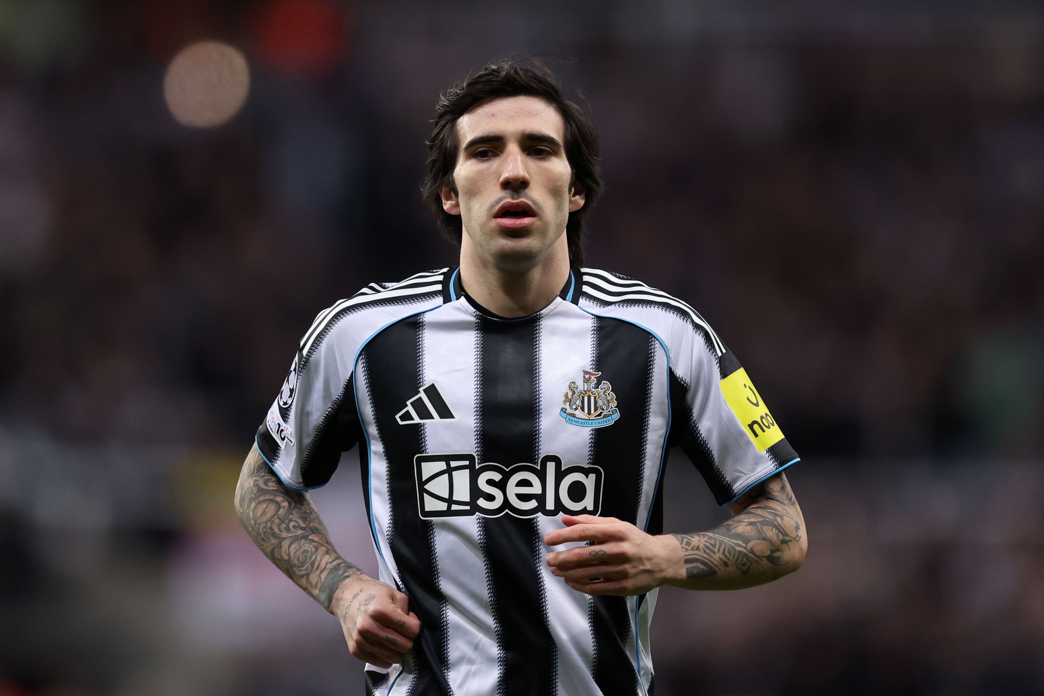 Newcastle United FC v FC Barcelona - UEFA Champions League 2025/26 Round of 16 First Leg