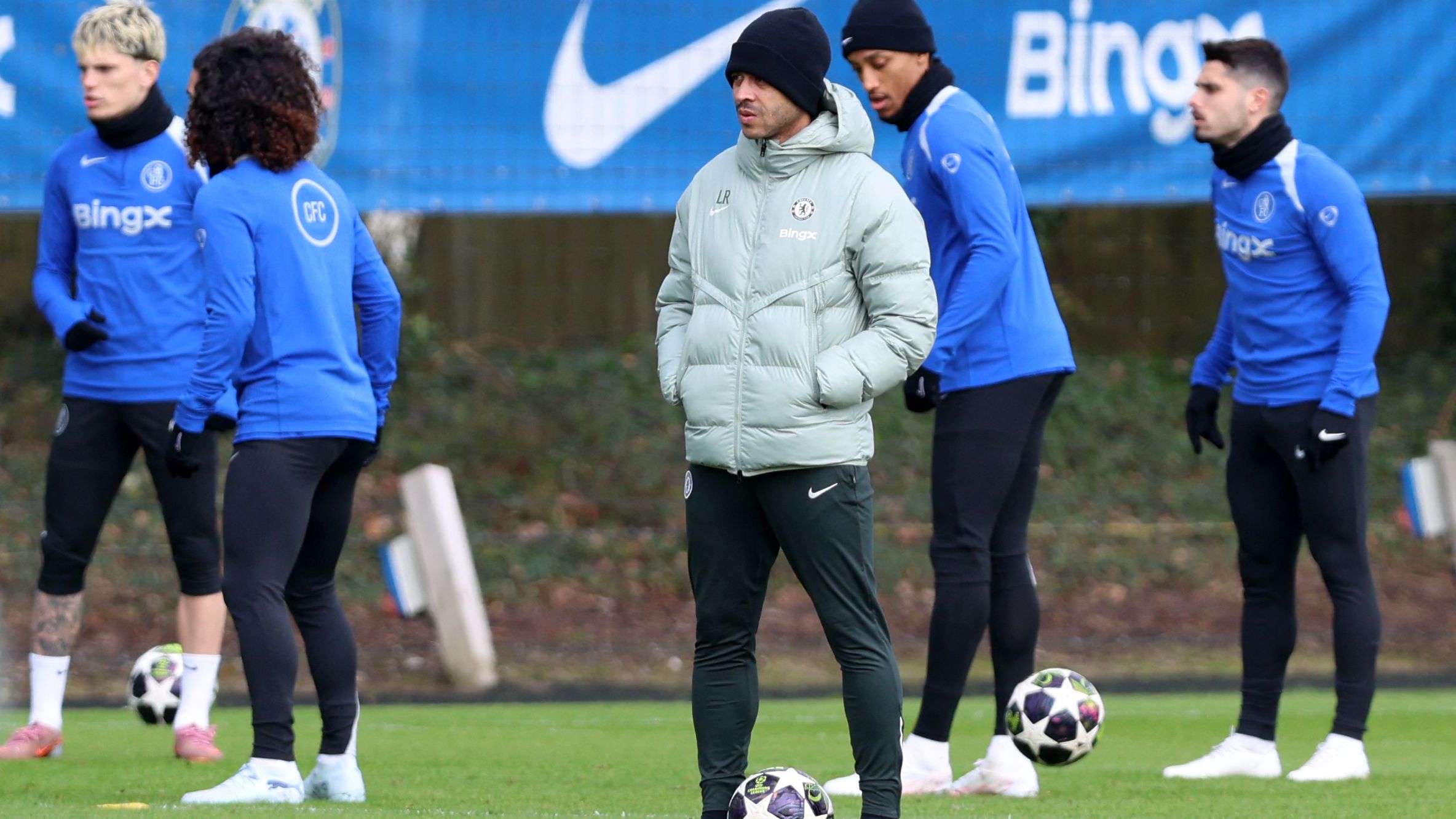 FBL-EUR-C1-CHELSEA-TRAINING